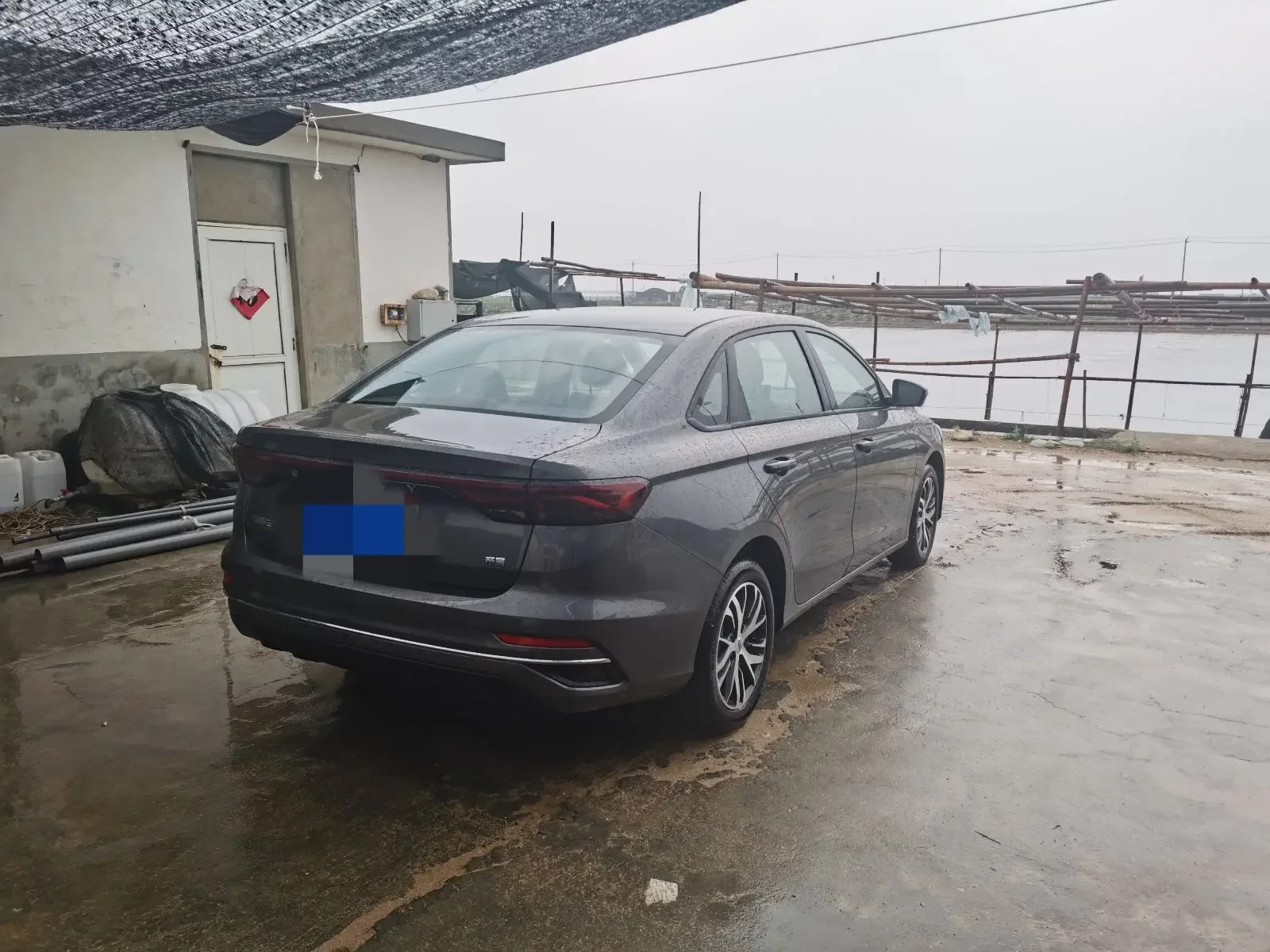 Geely emgrand