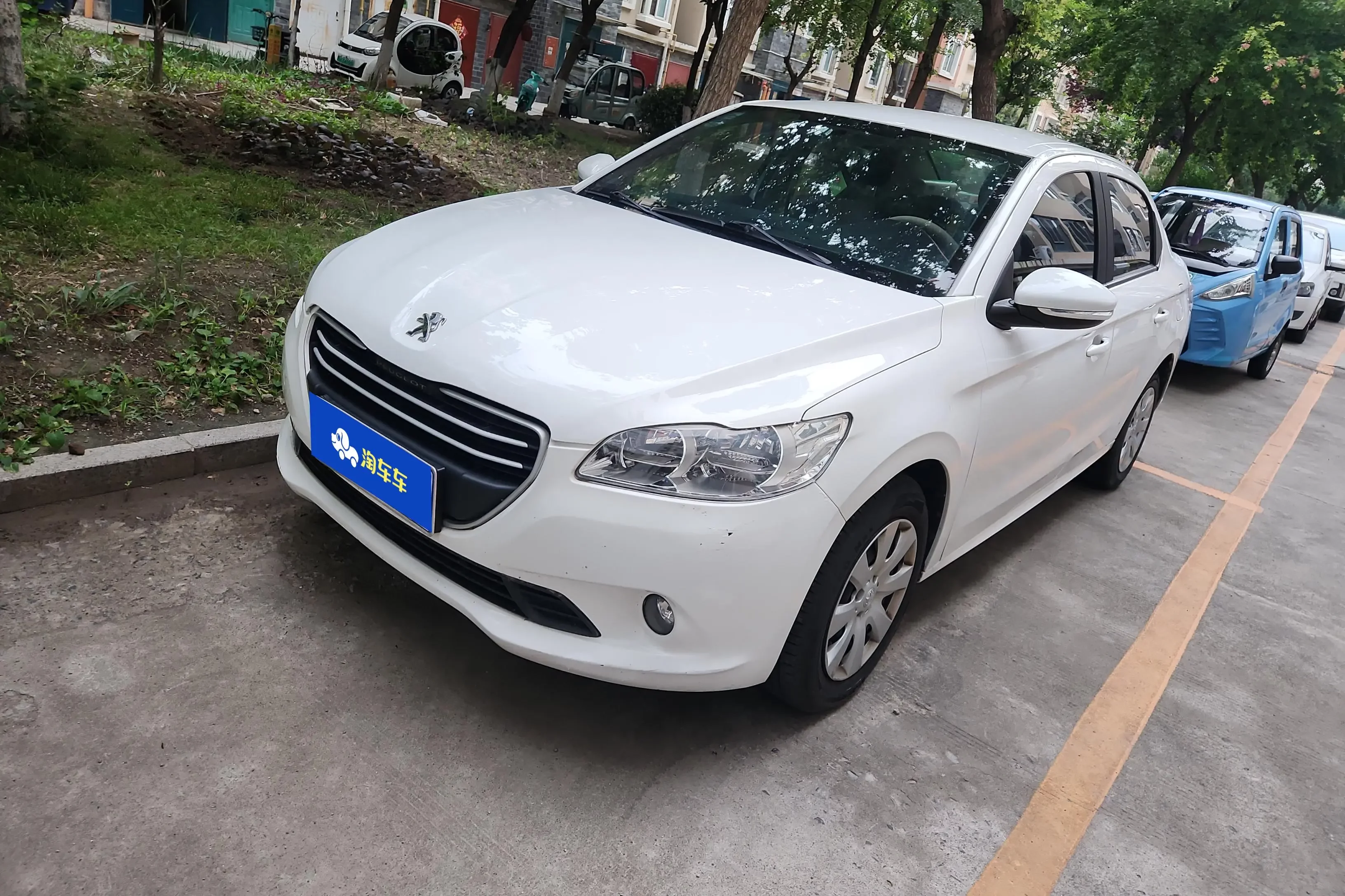 Peugeot 301