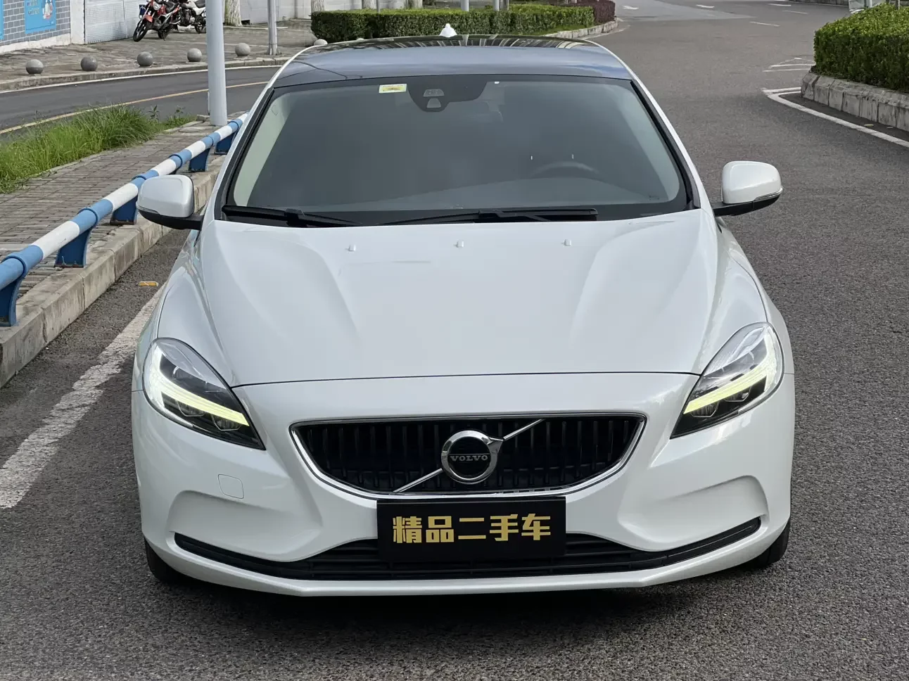 Volvo V40