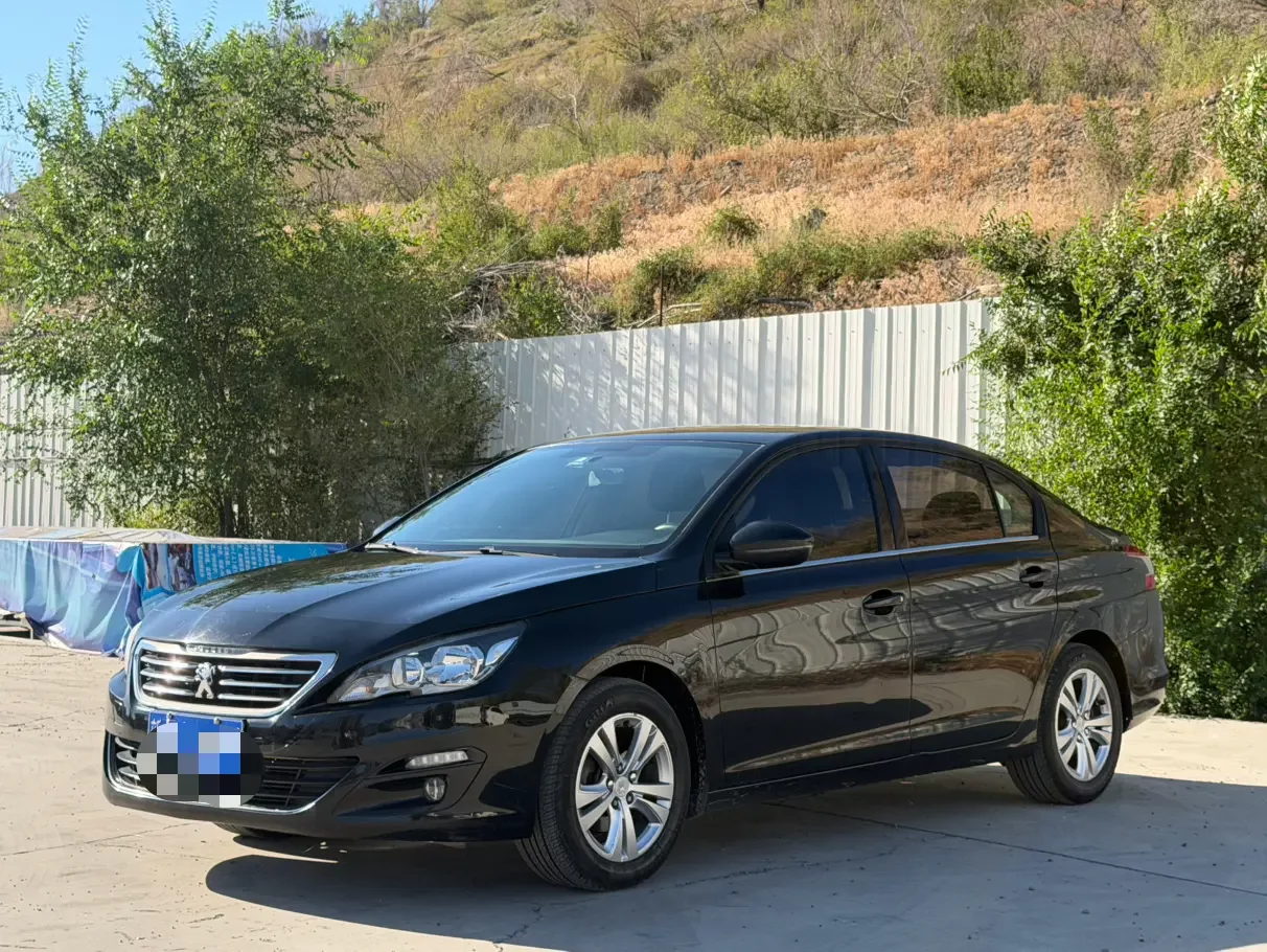 Peugeot 408
