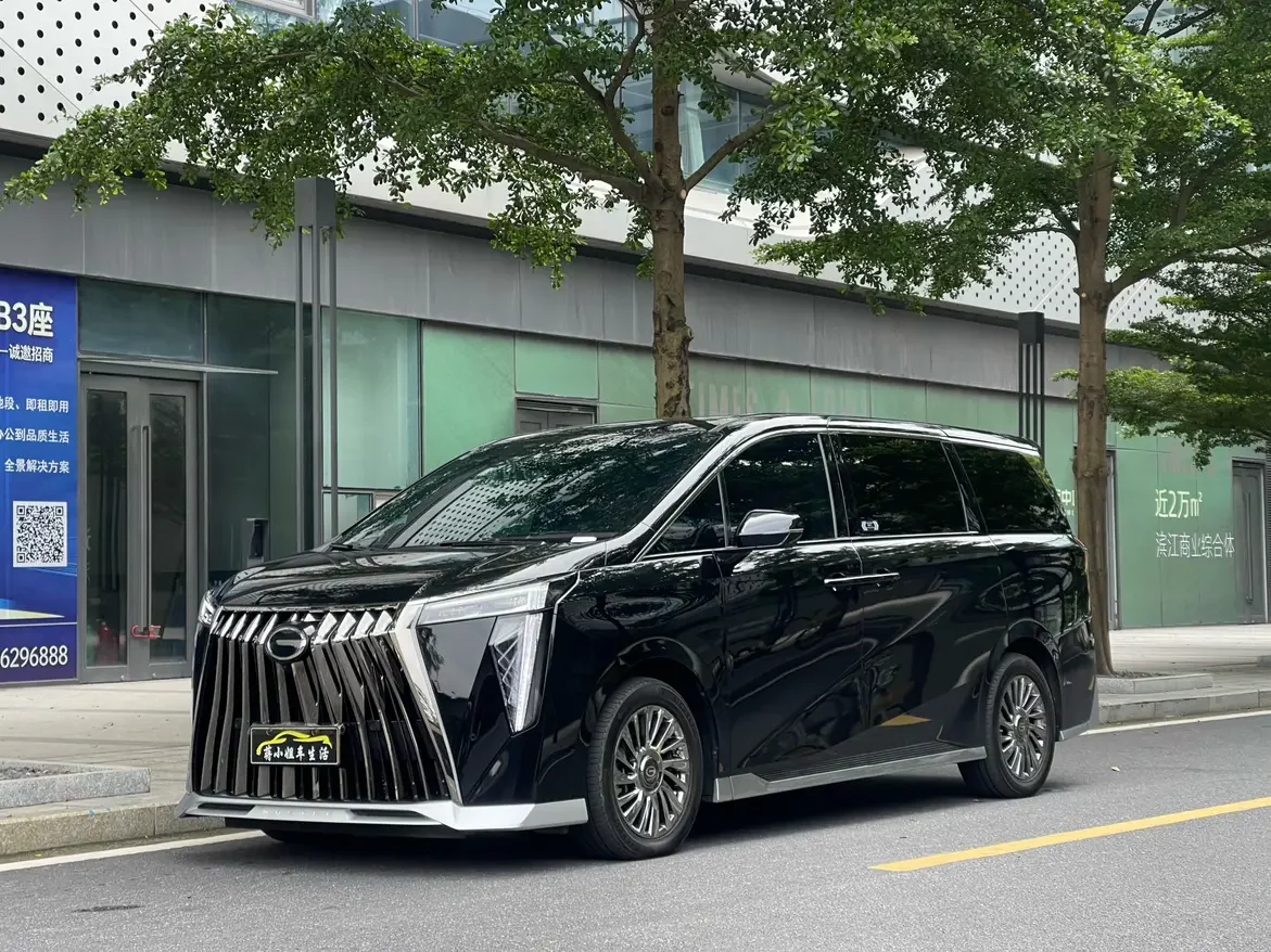 GAC Trumpchi M8