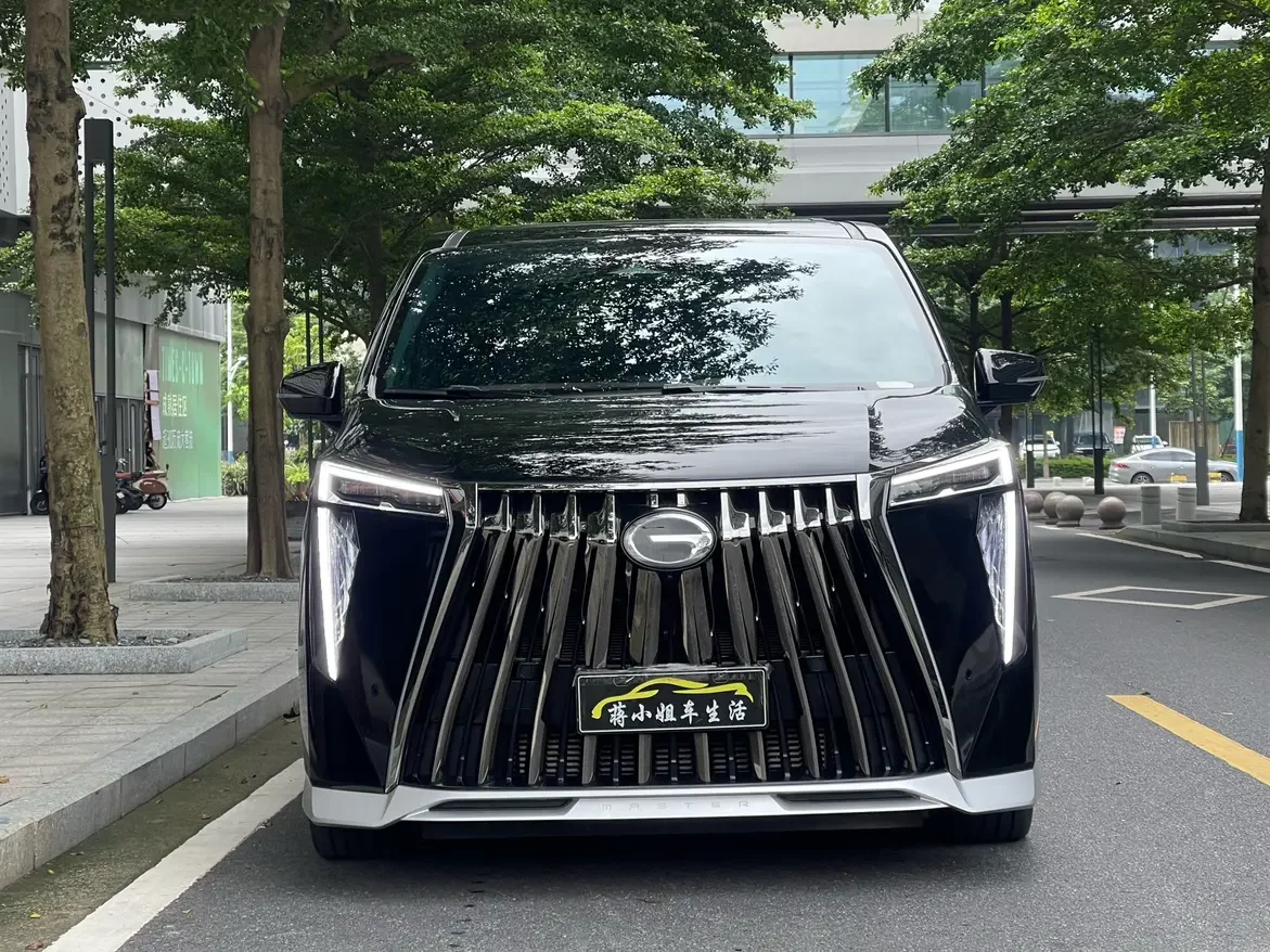 GAC Trumpchi M8