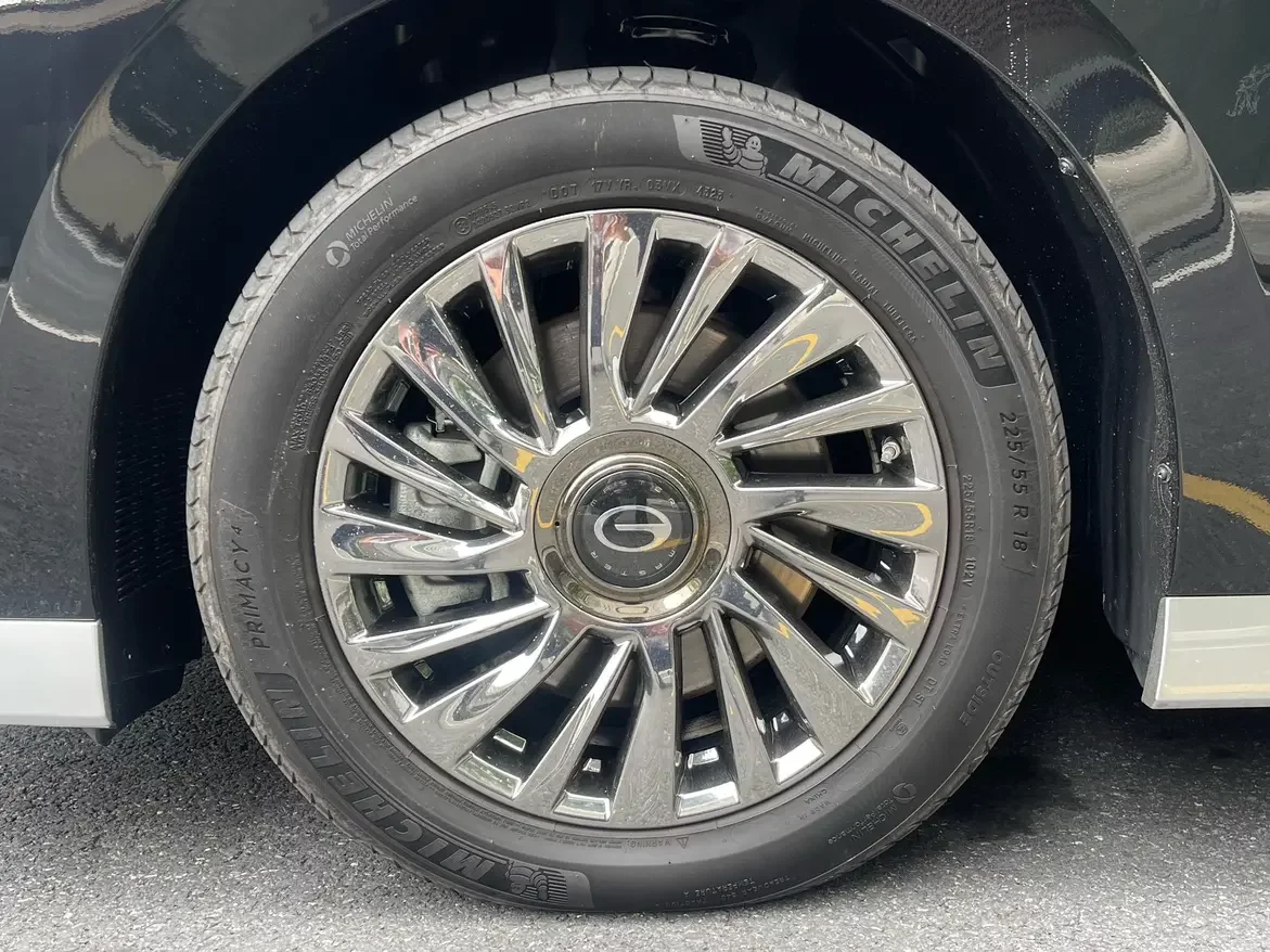 GAC Trumpchi M8