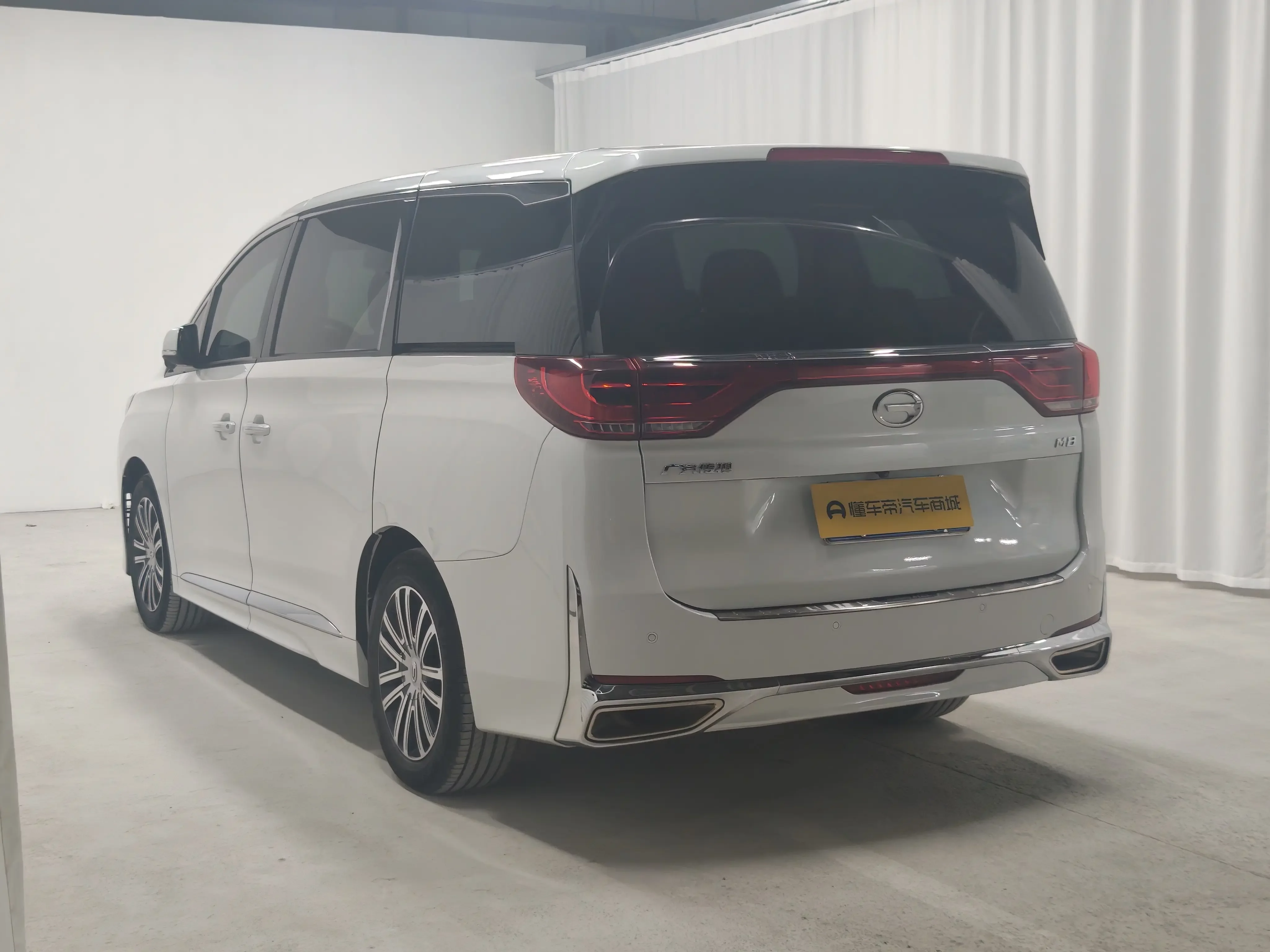 GAC Trumpchi M8