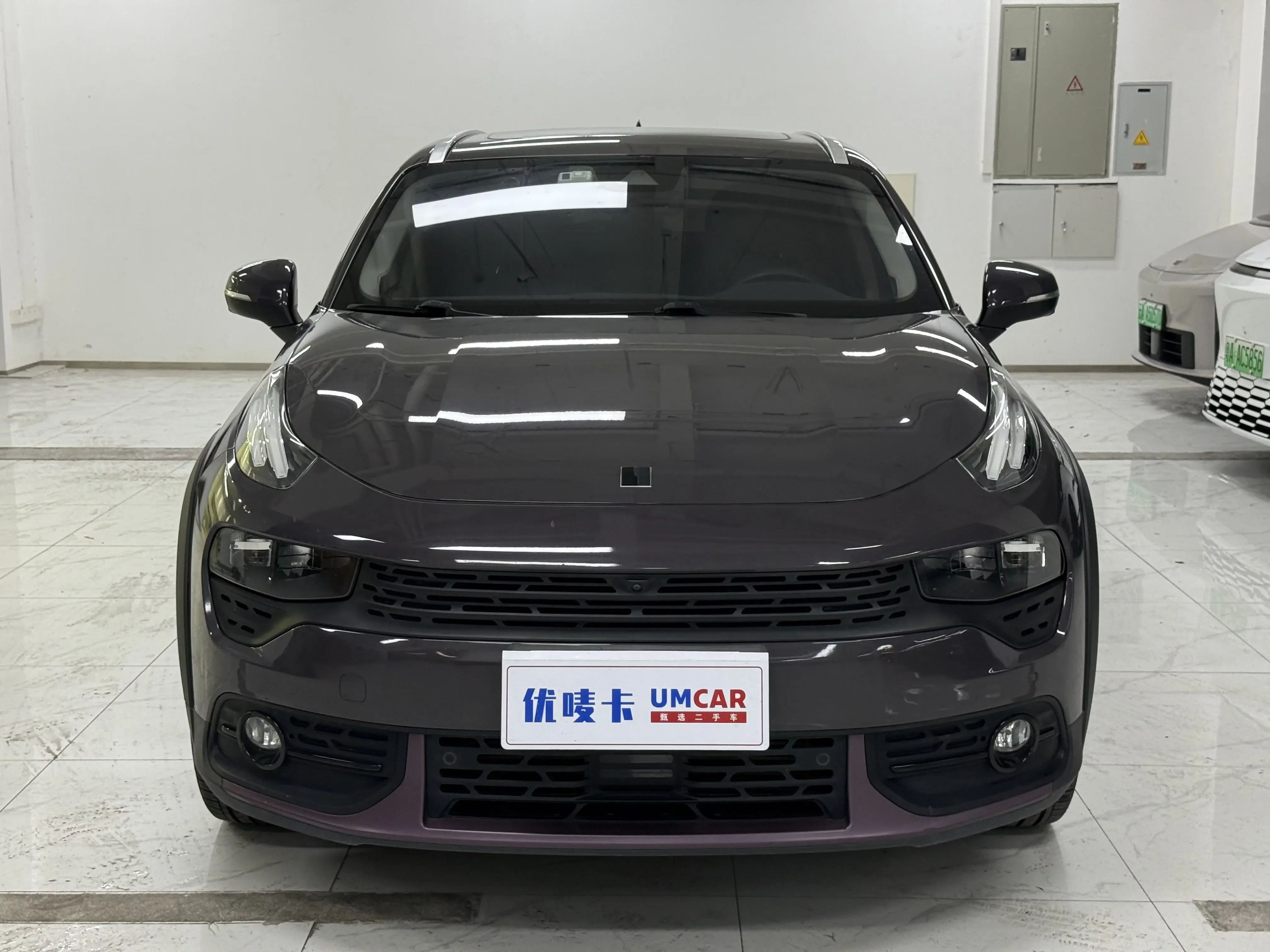 Lynk & Co 02