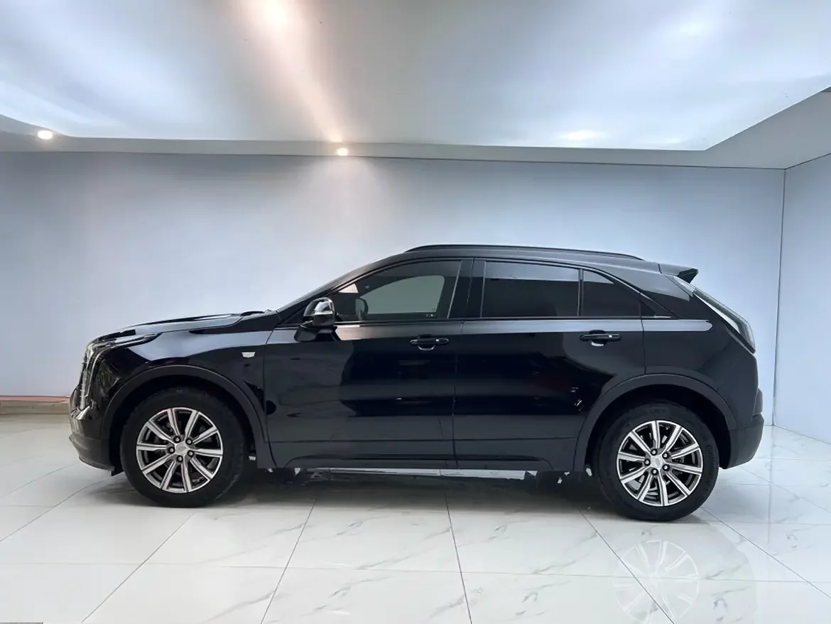Cadillac XT4