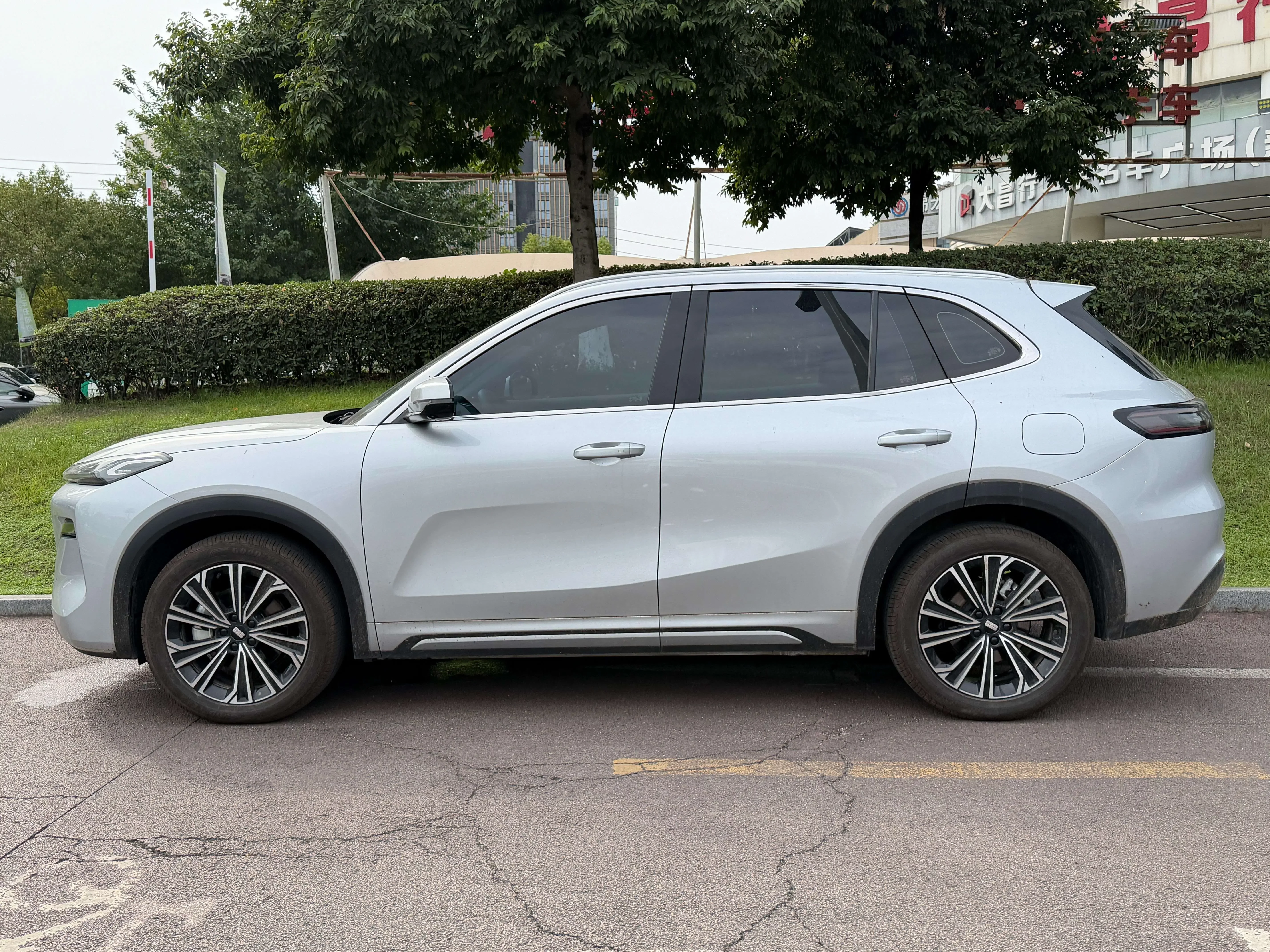 Geely Galaxy Starship 7 EM-i