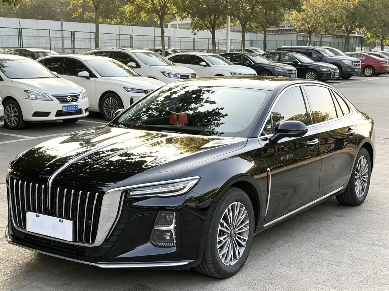 Hongqi H5
