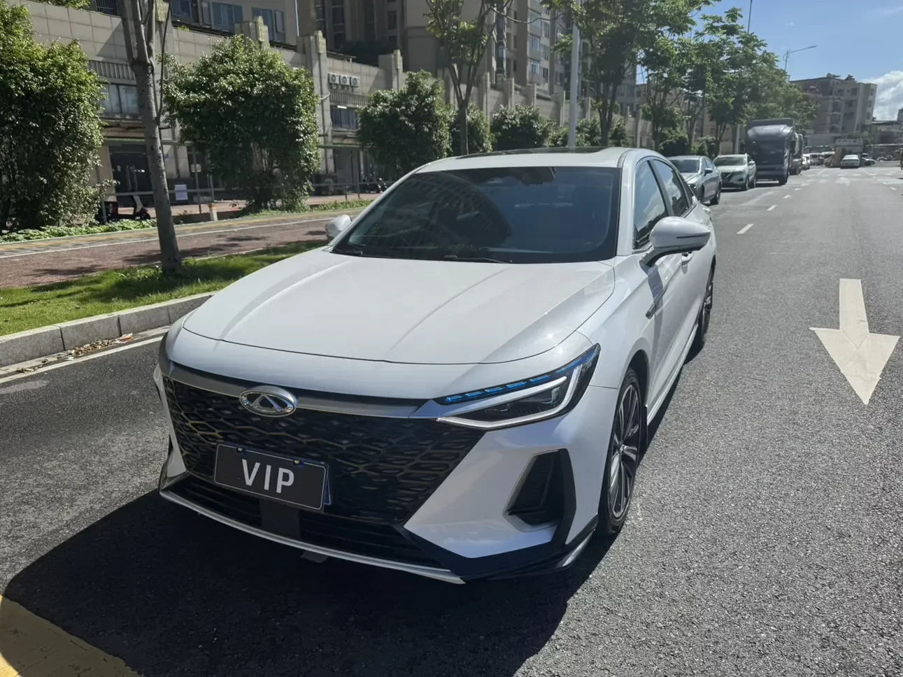 Chery Arrizo 8