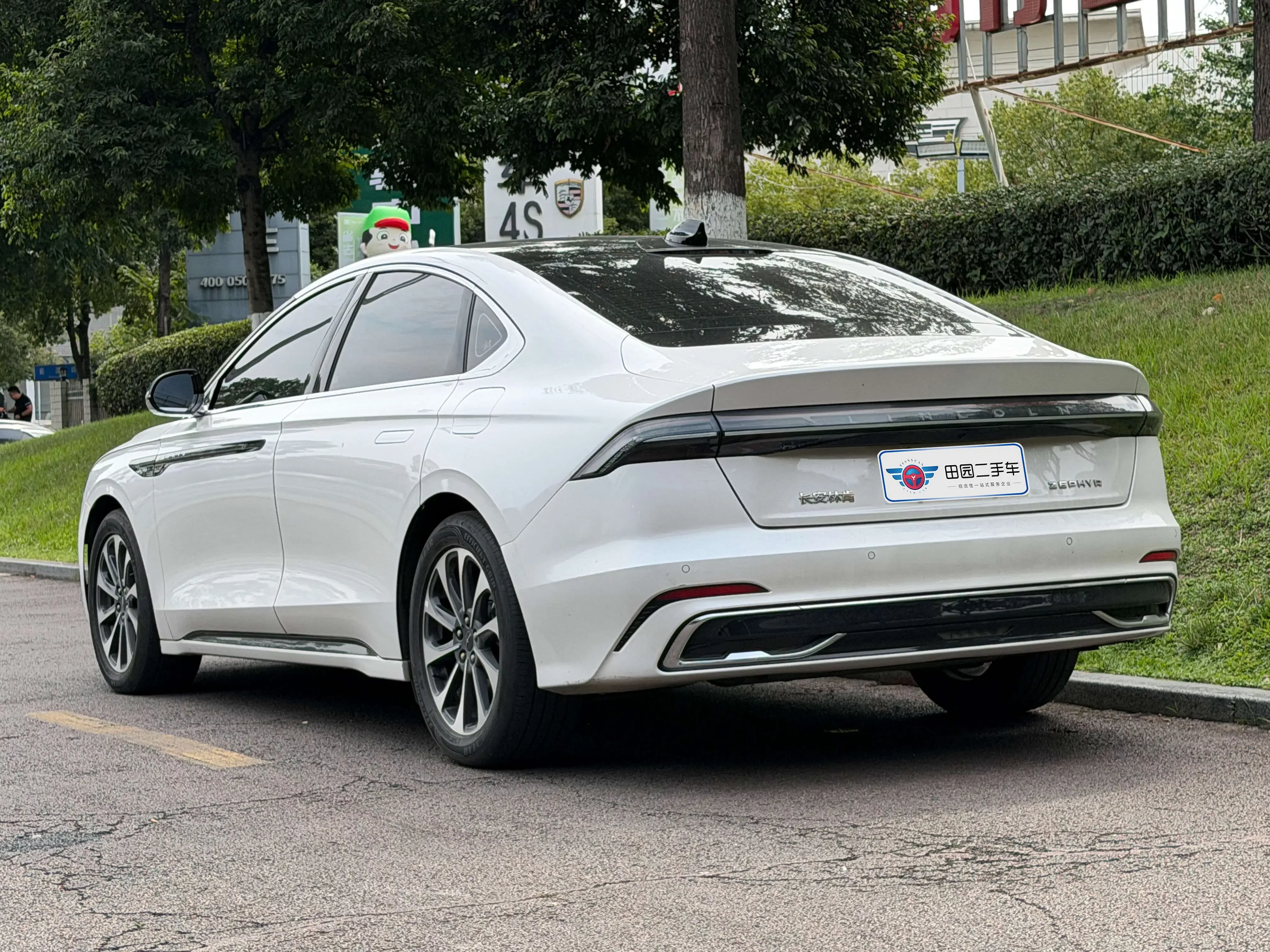 Lincoln Z