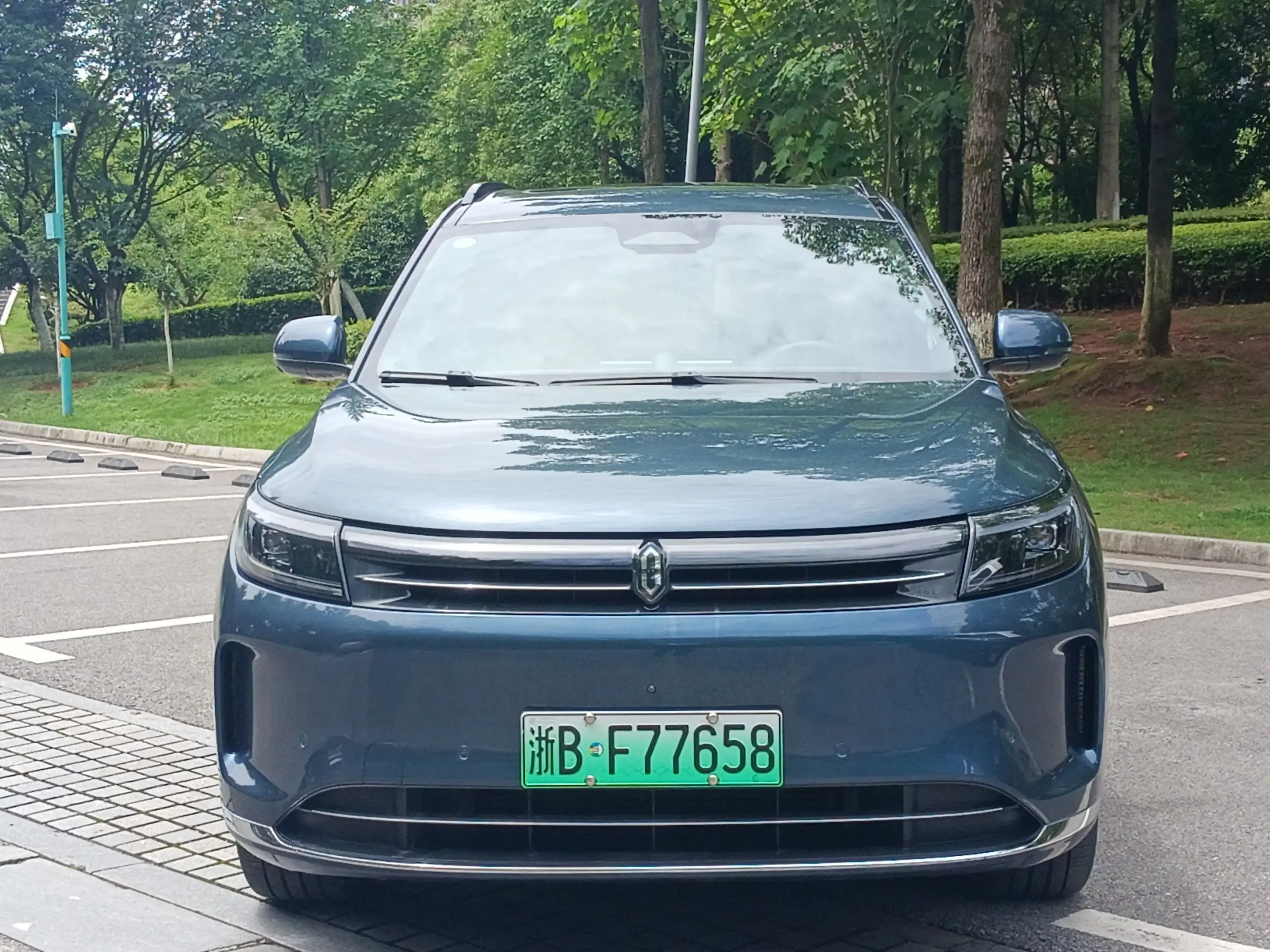 AITO M7