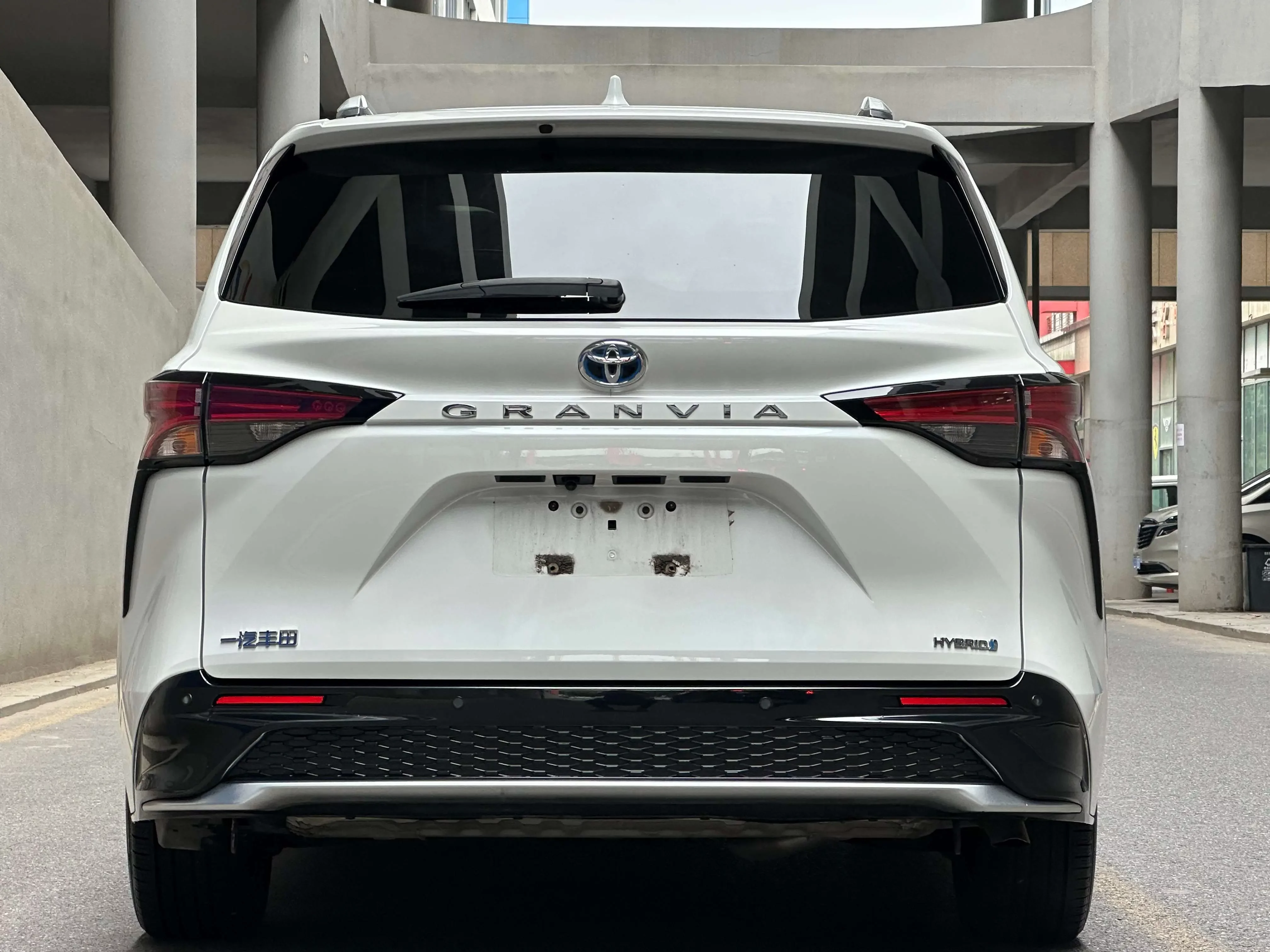 Toyota Granvia