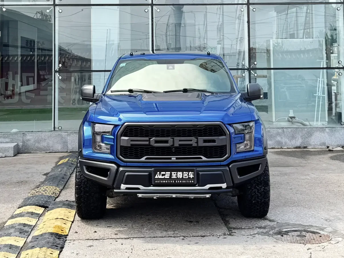 Ford F-150 Raptor