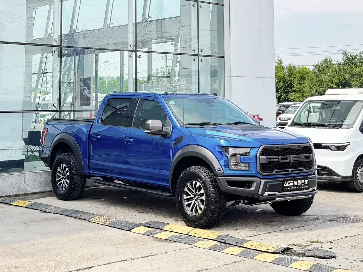 Ford F-150 Raptor