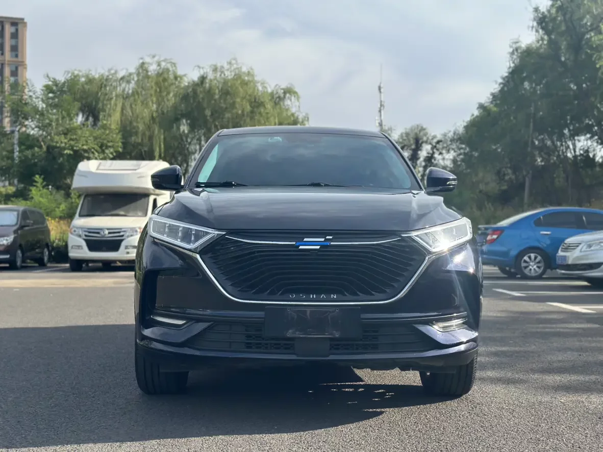 Oshan Changan Auchan X7