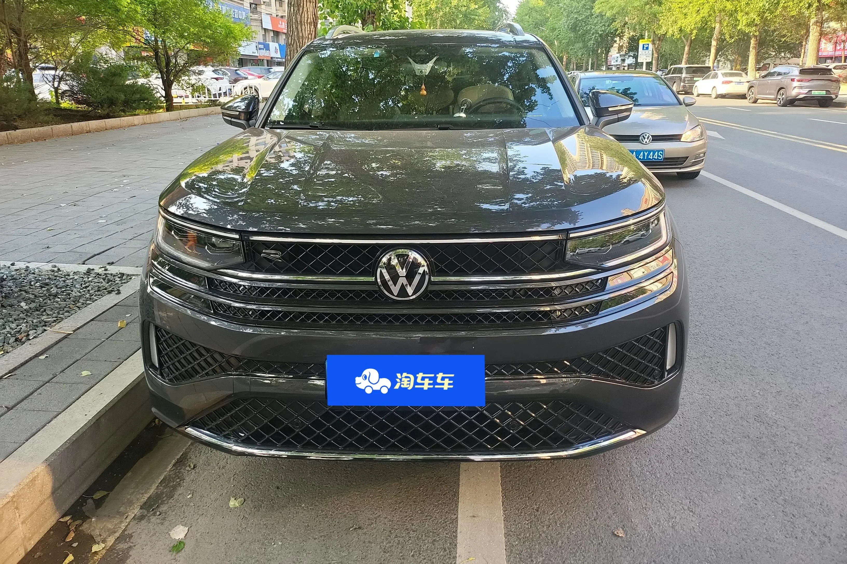 Volkswagen patrol