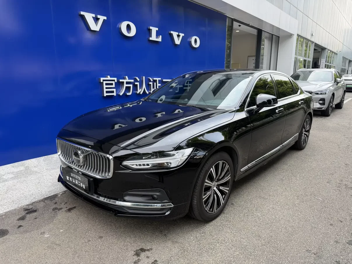 Volvo S90