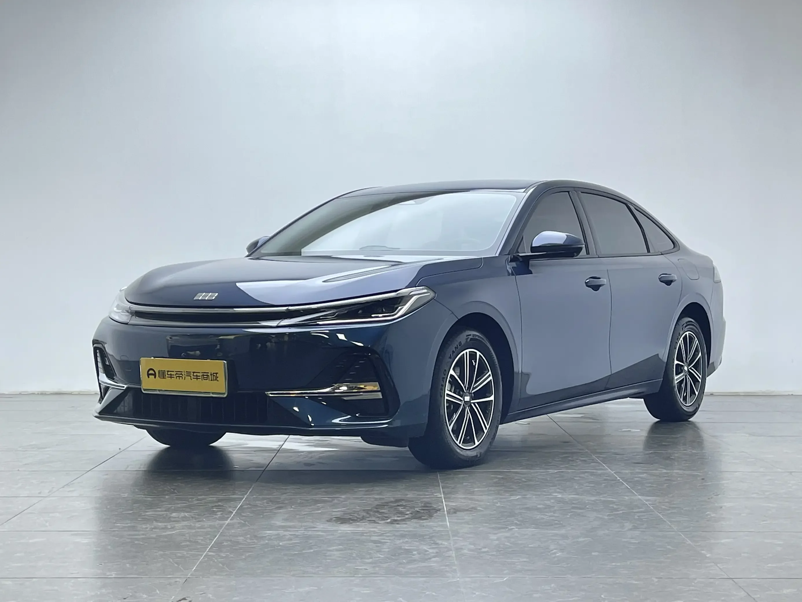 Geely Galaxy A7 EM