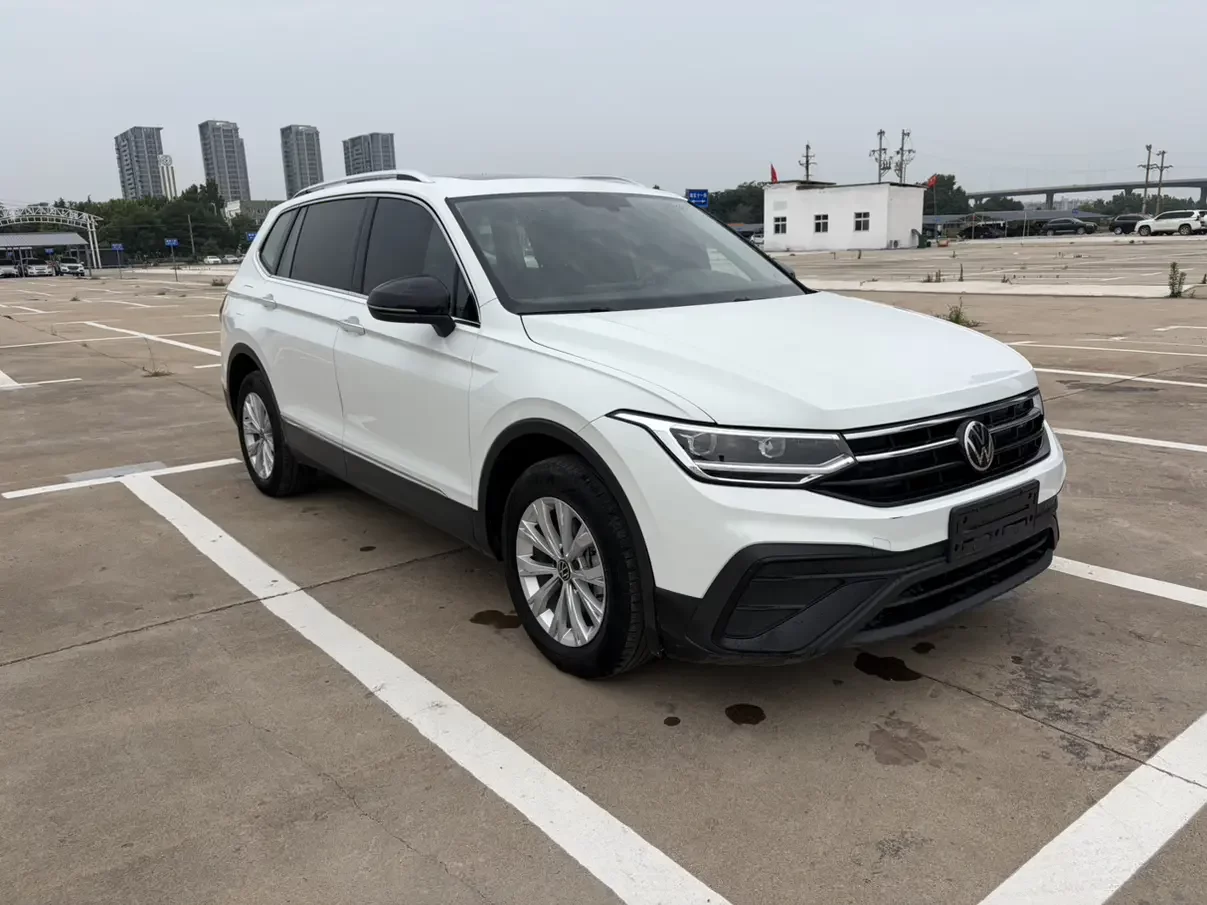 Volkswagen Tiguan L
