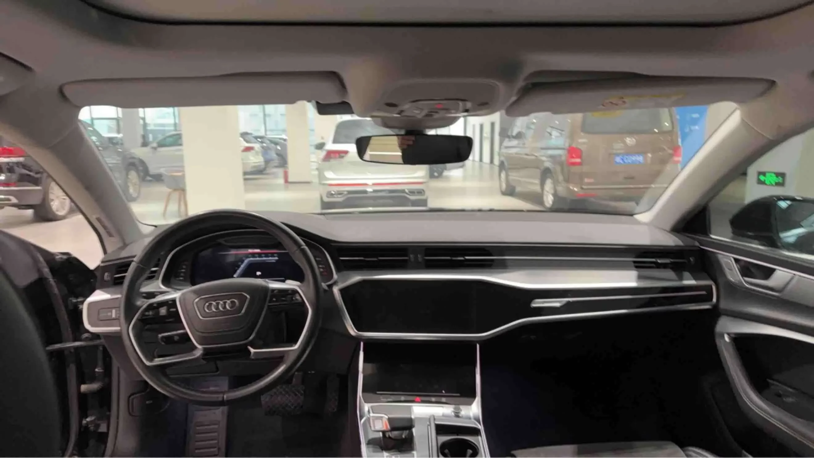 Audi A7L