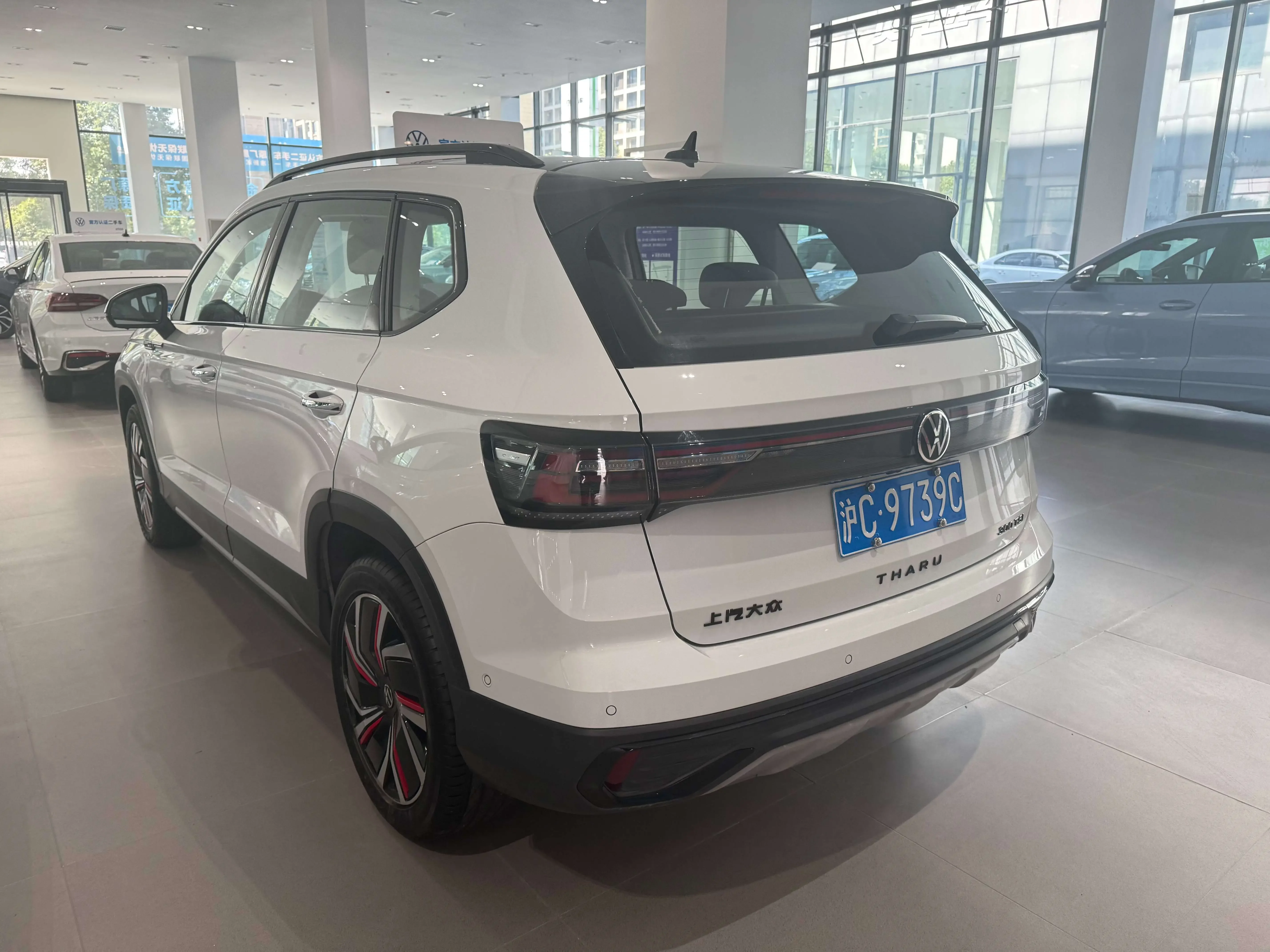 Volkswagen Tharu