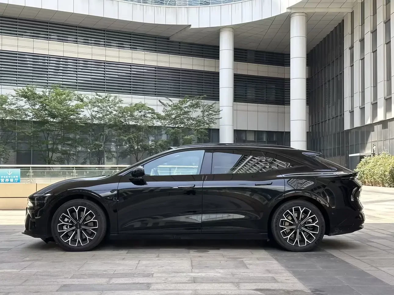 ZEEKR 007GT