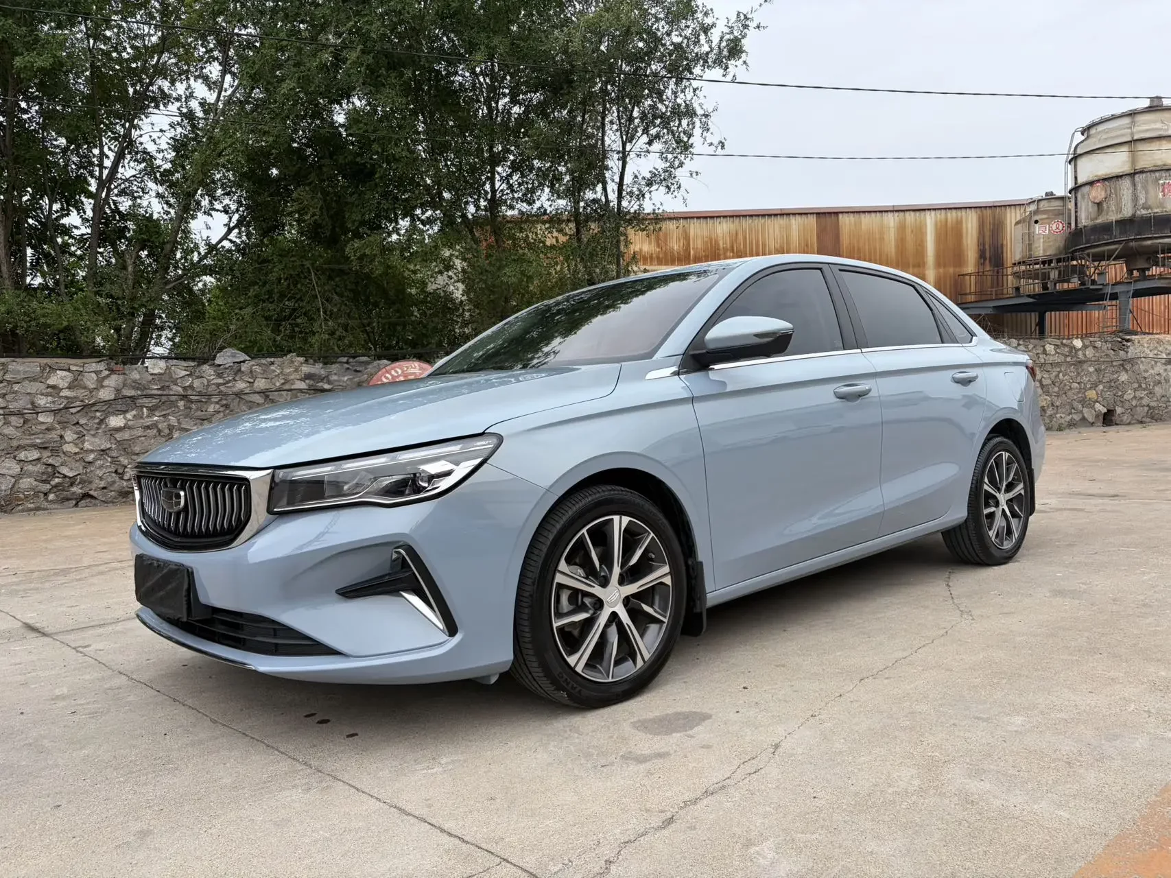 Geely emgrand