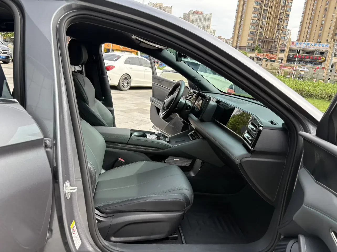 BYD Qin L DM