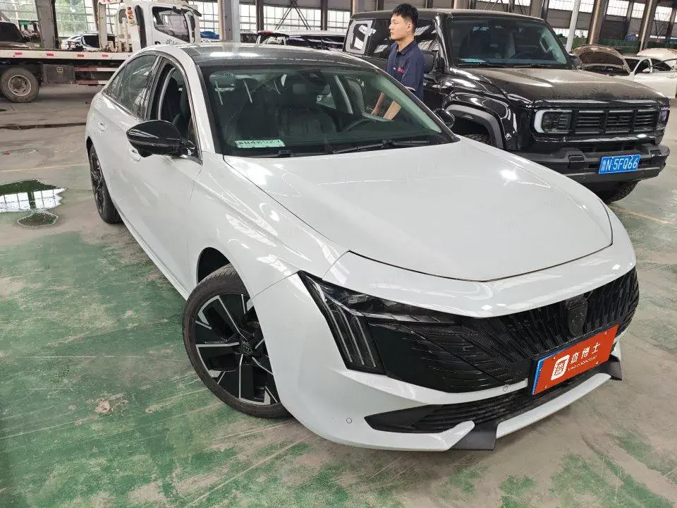 Peugeot 508L