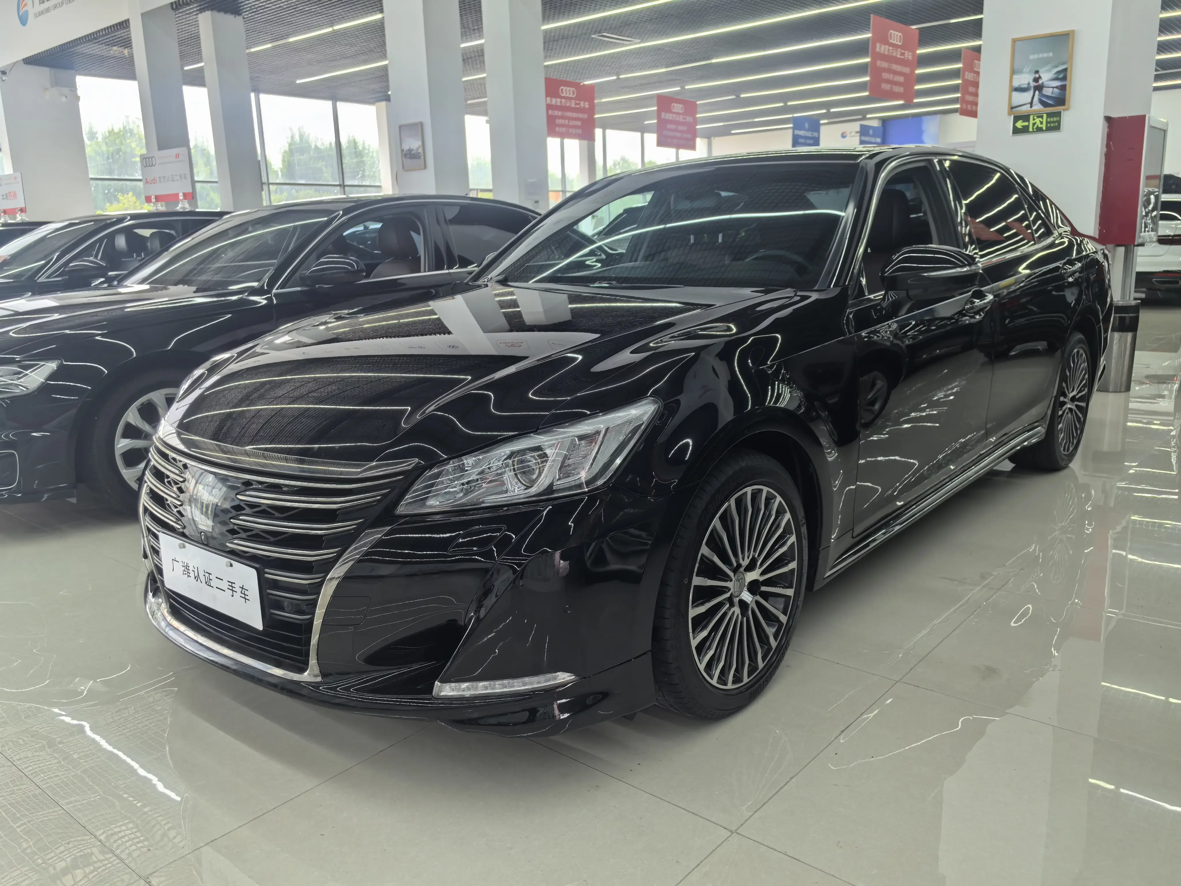 Toyota crown