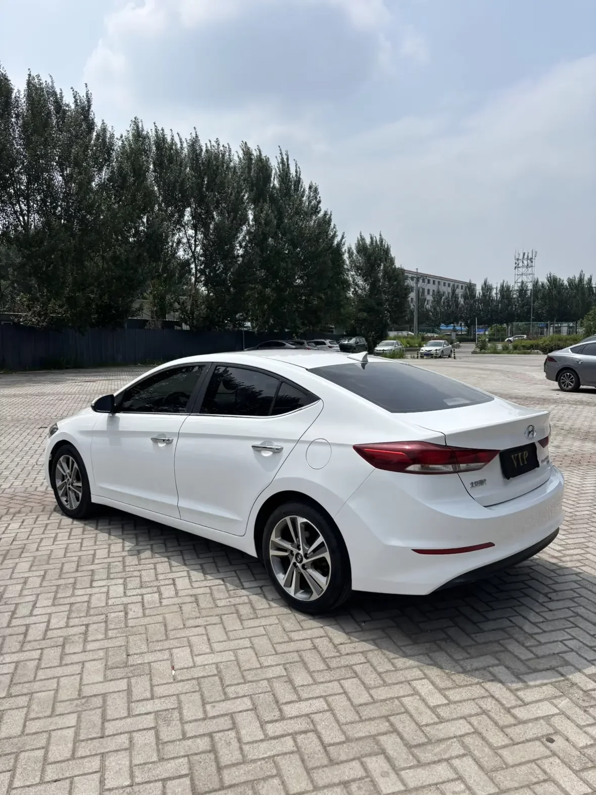 Hyundai lead