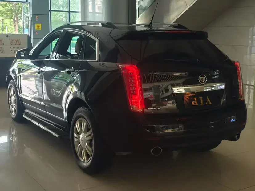 Cadillac SRX