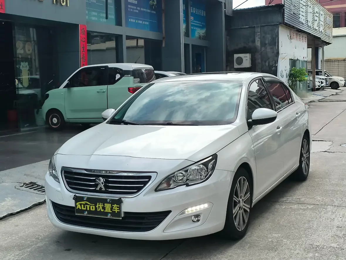 Peugeot 408