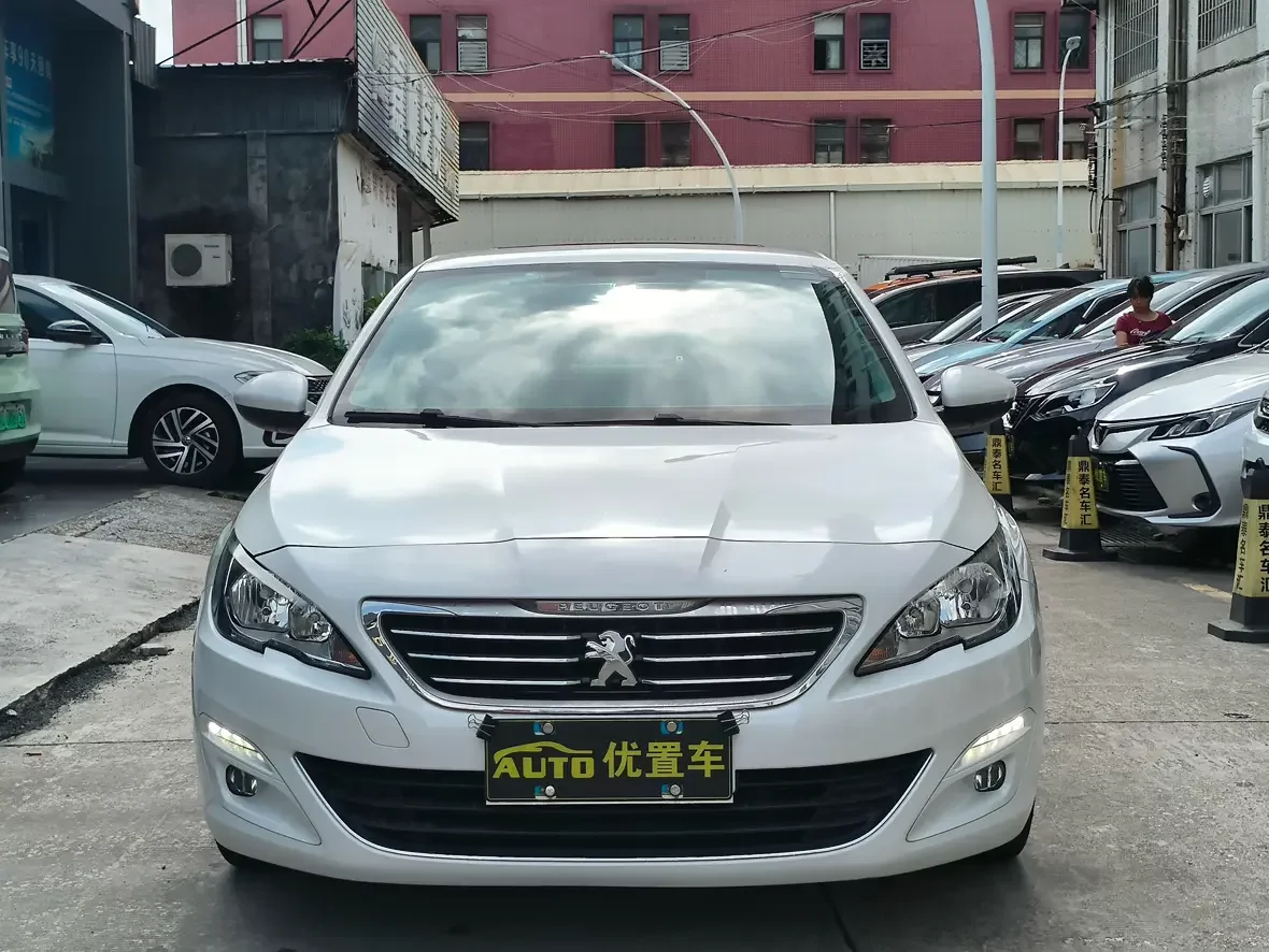 Peugeot 408