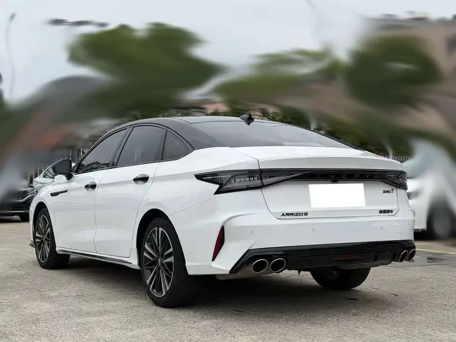 Chery Arrizo 8