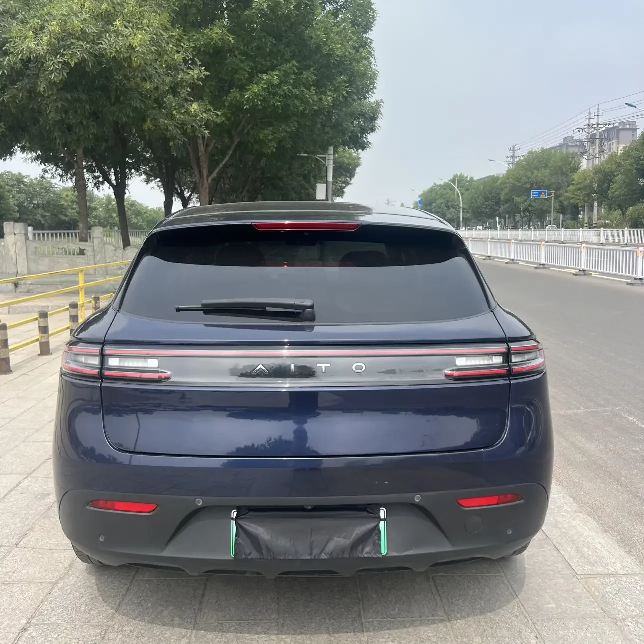 AITO M5