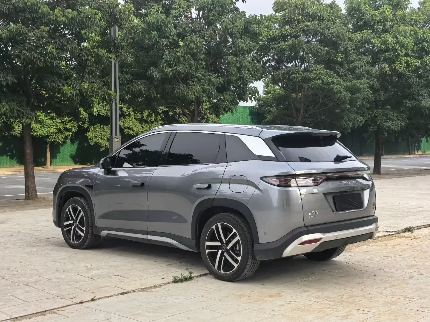 BYD Song L DM