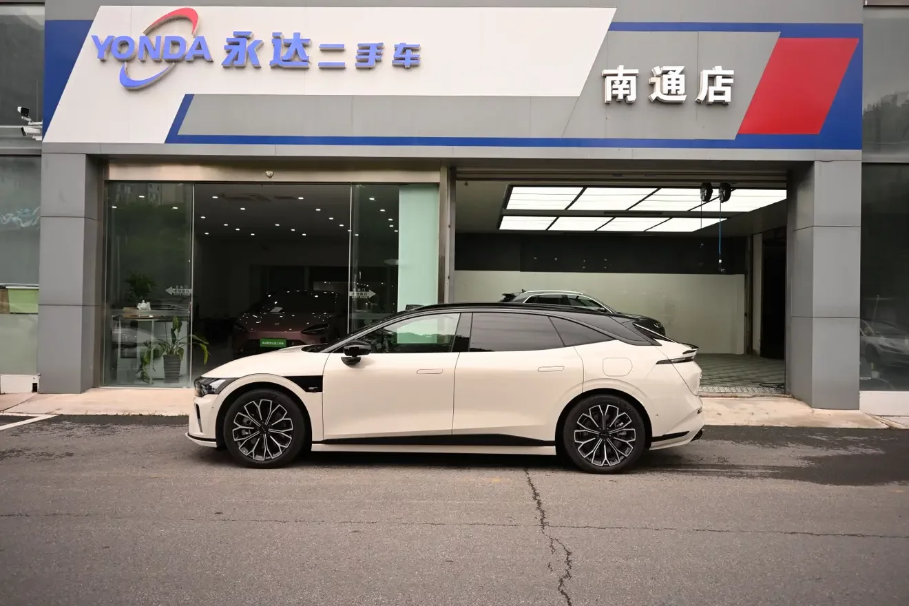 ZEEKR 007GT