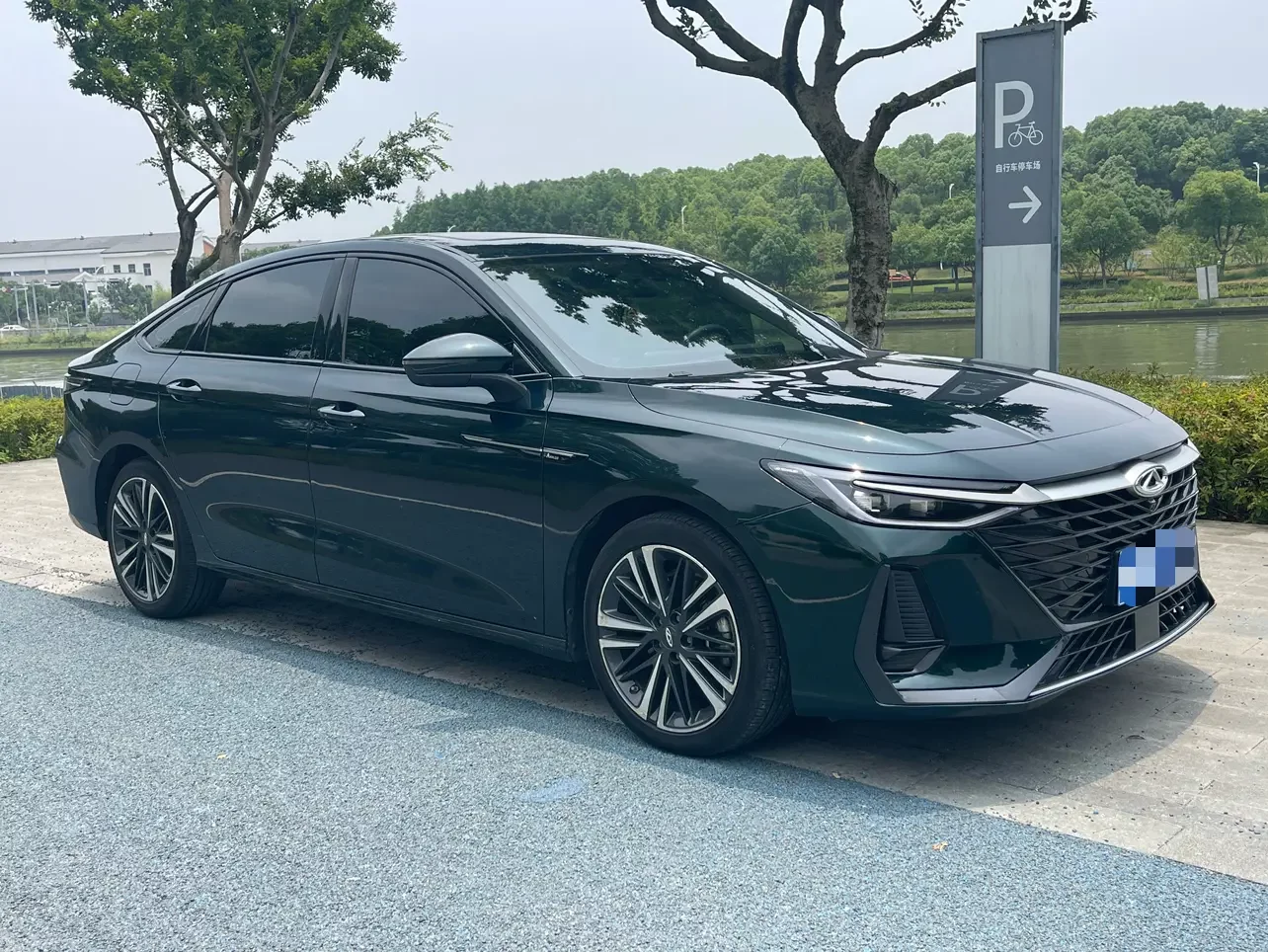 Chery Arrizo 8