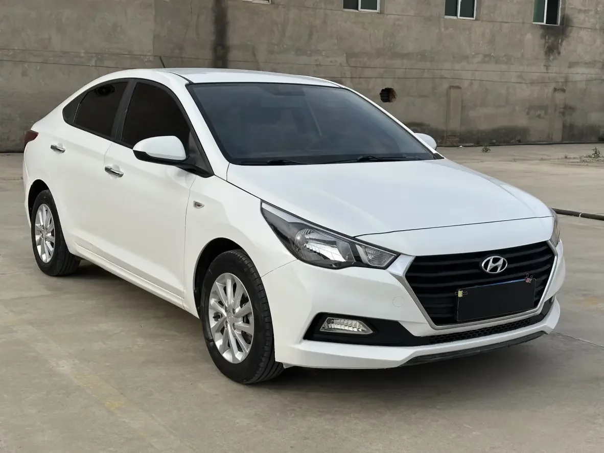 Hyundai Accept
