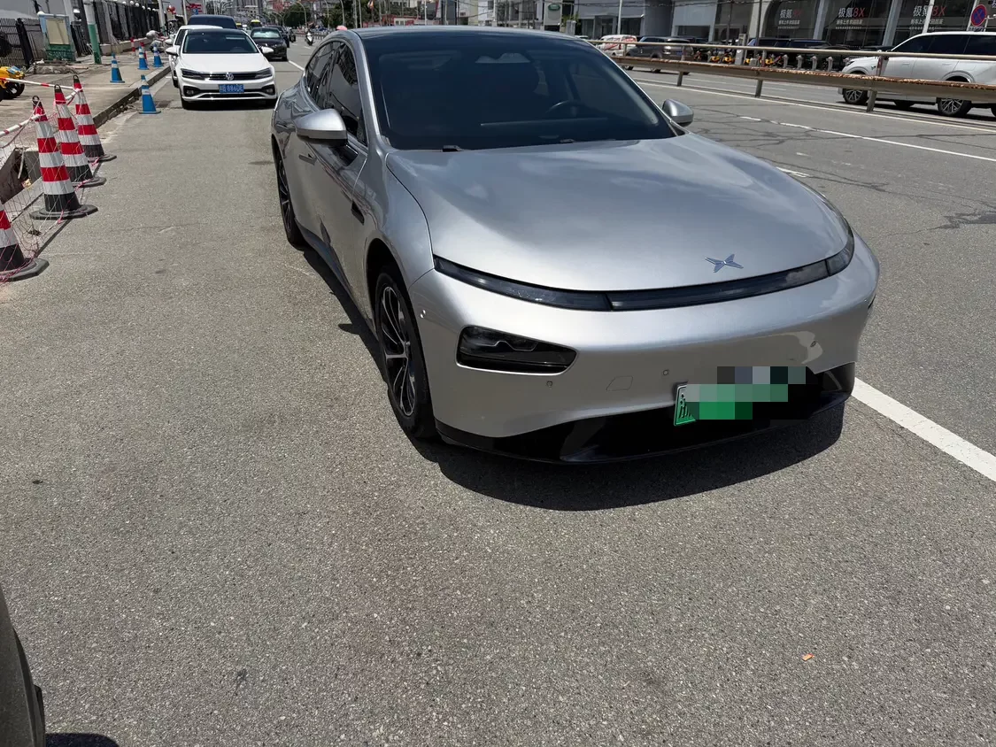 Xpeng P7