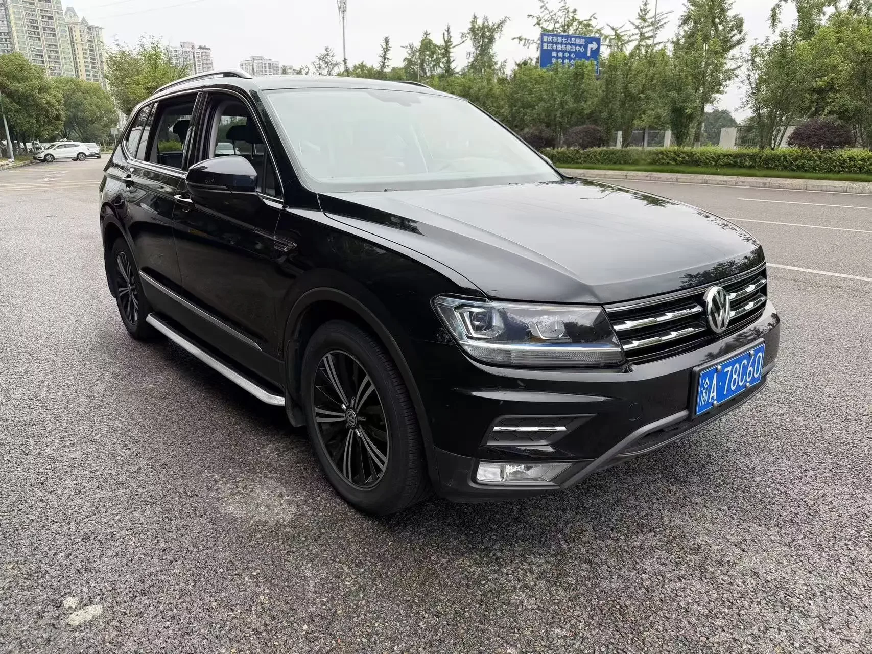 Volkswagen Tiguan L