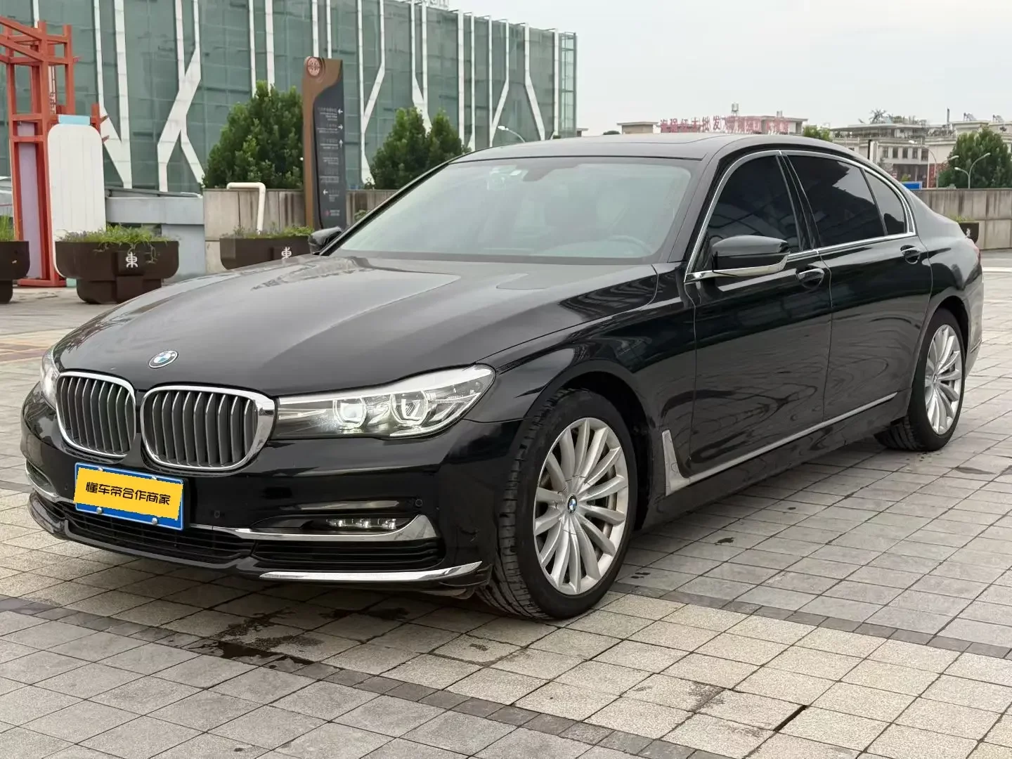 BMW 7 Series  из Китая