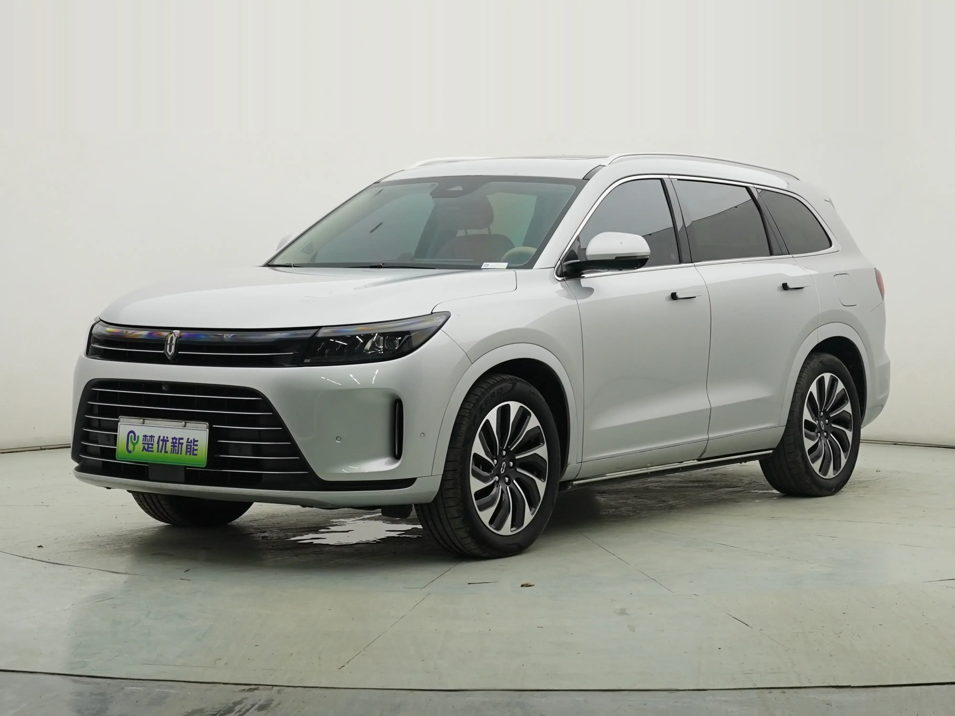 AITO M7