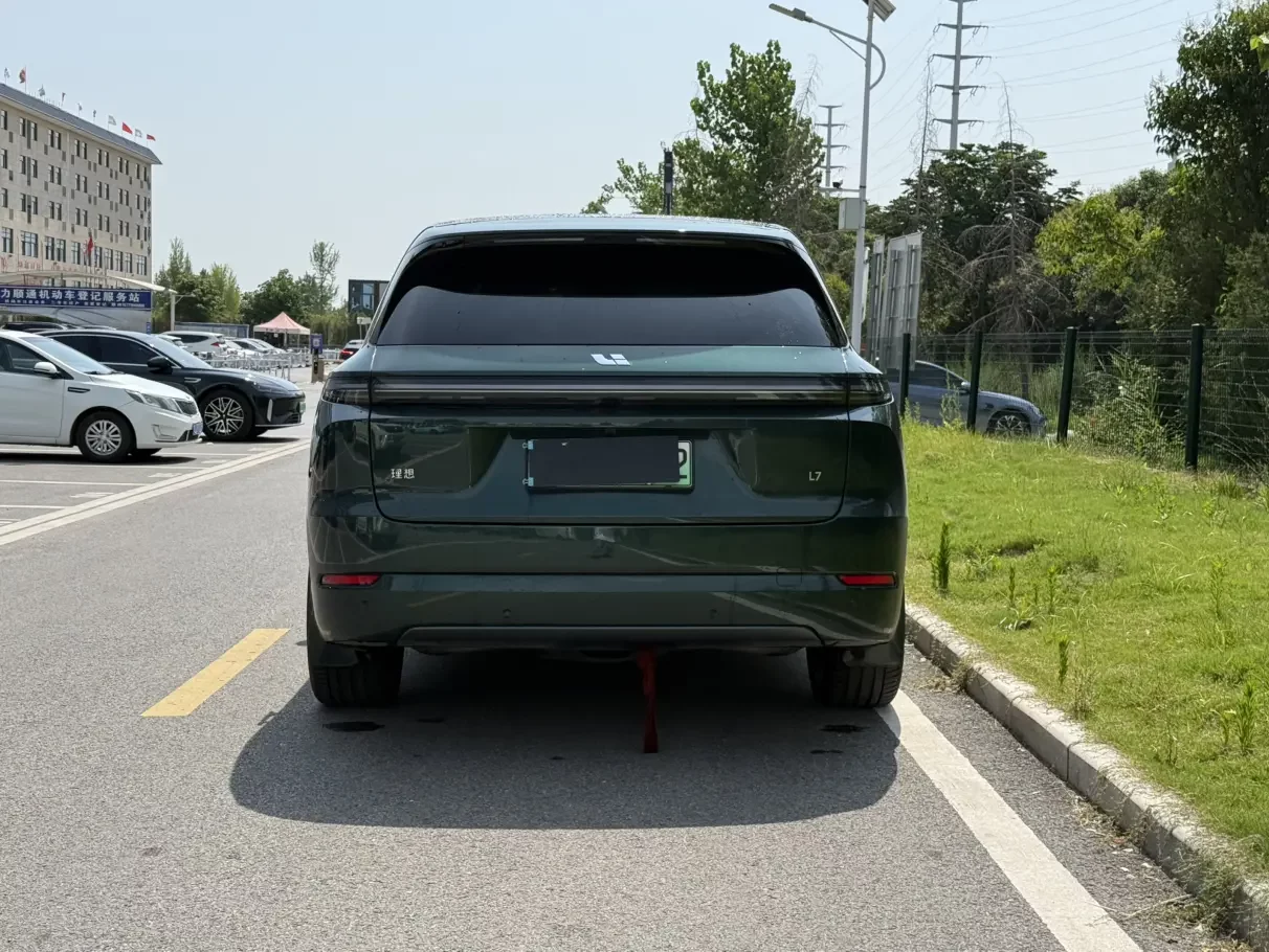 Lixiang L7