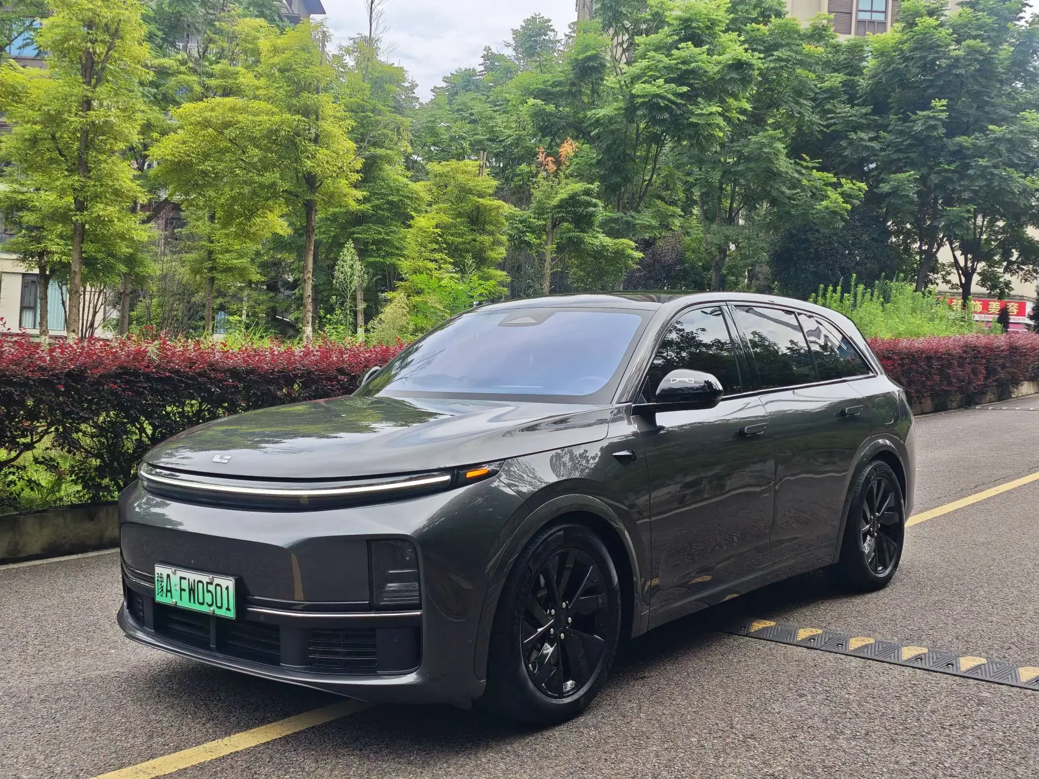 Lixiang L7