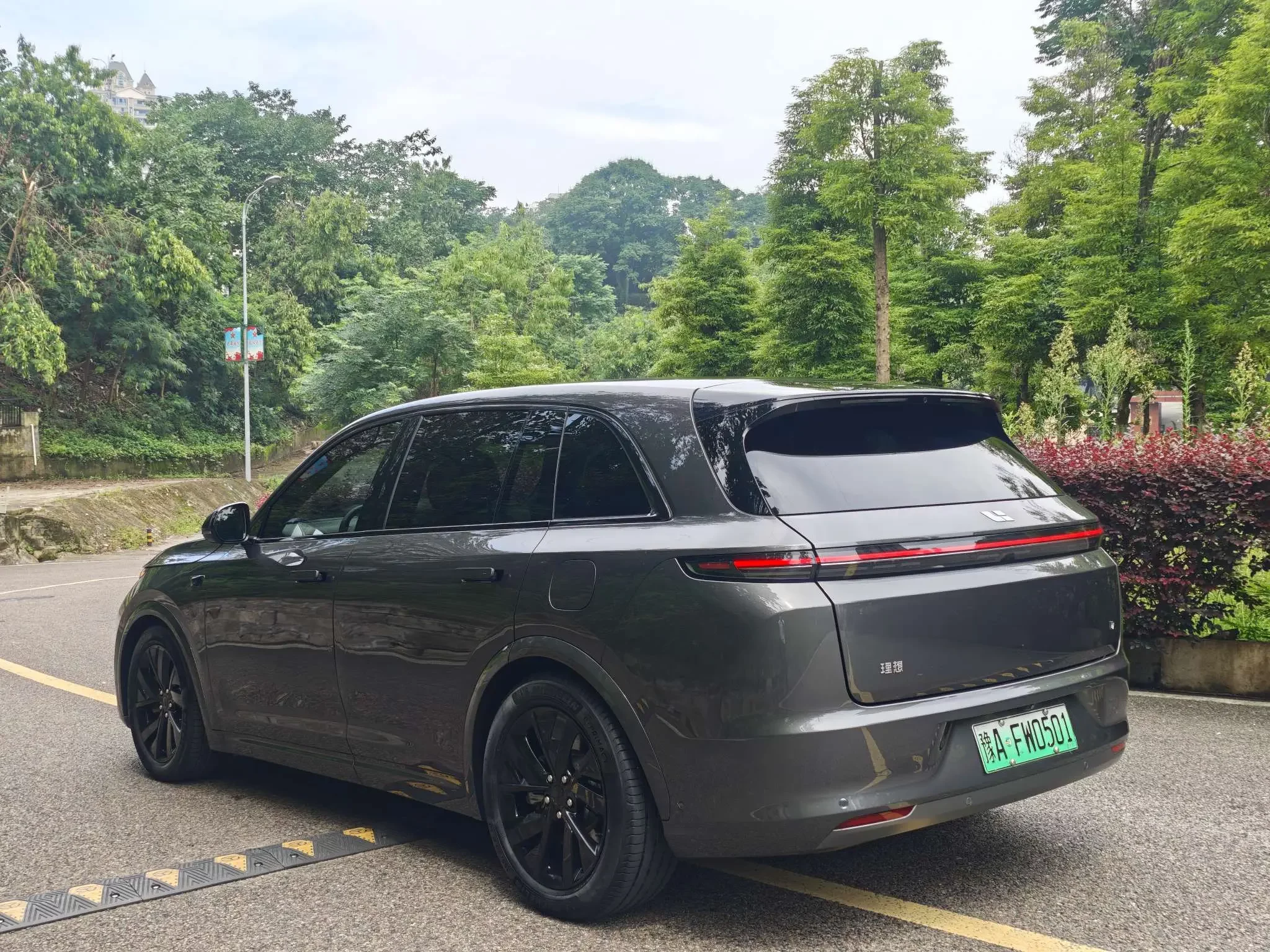 Lixiang L7