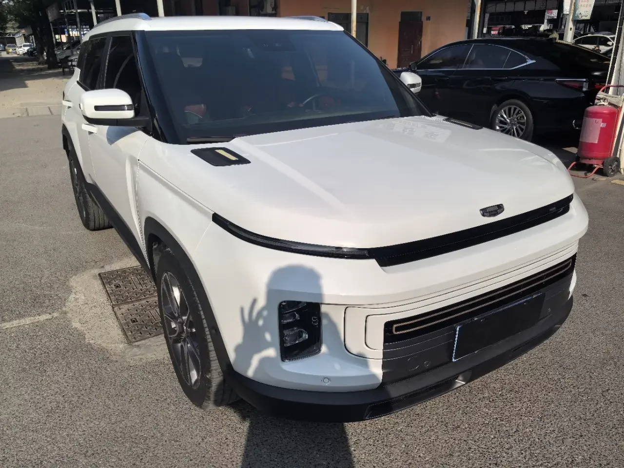 Geely ICON