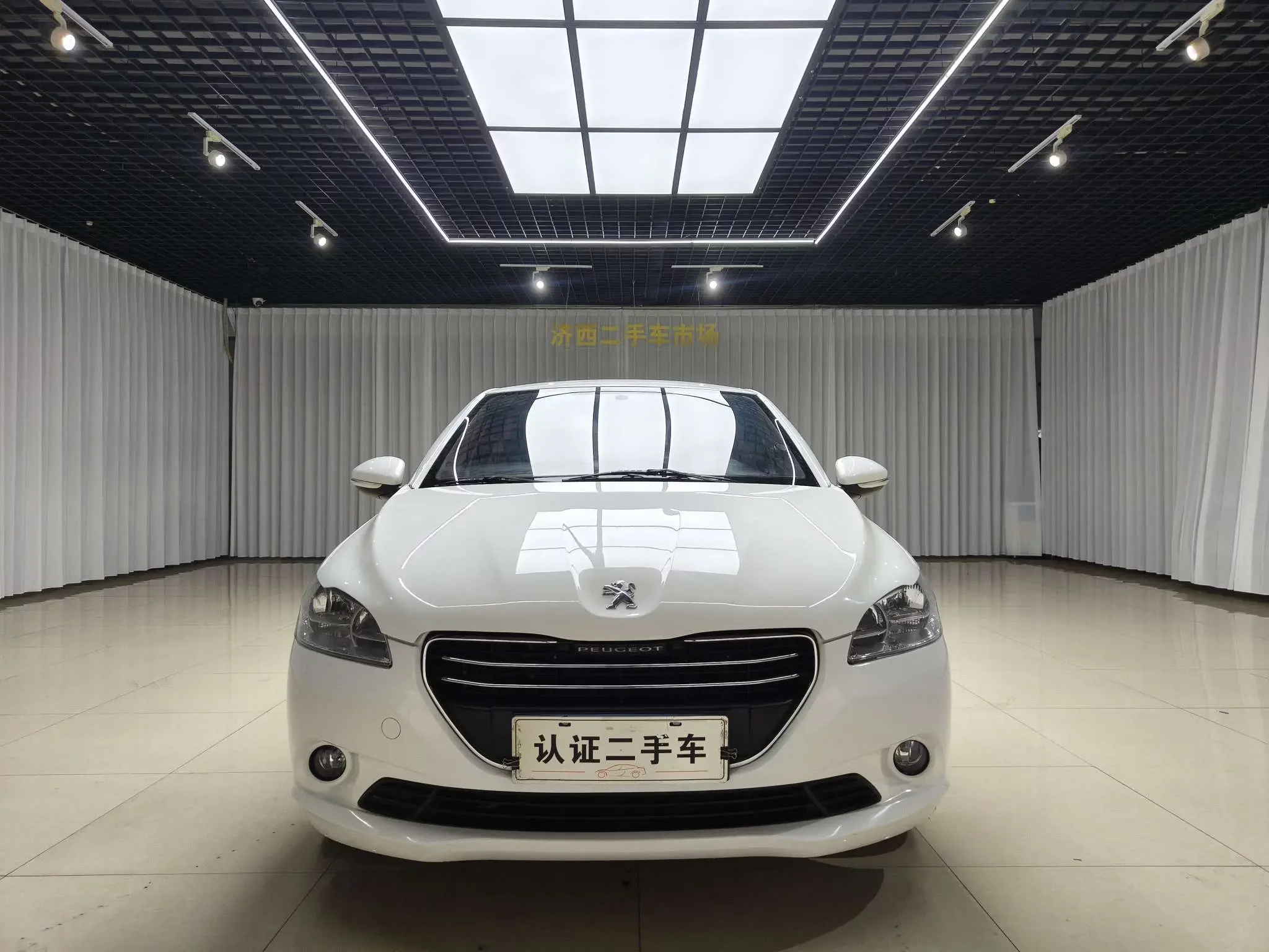 Peugeot 301