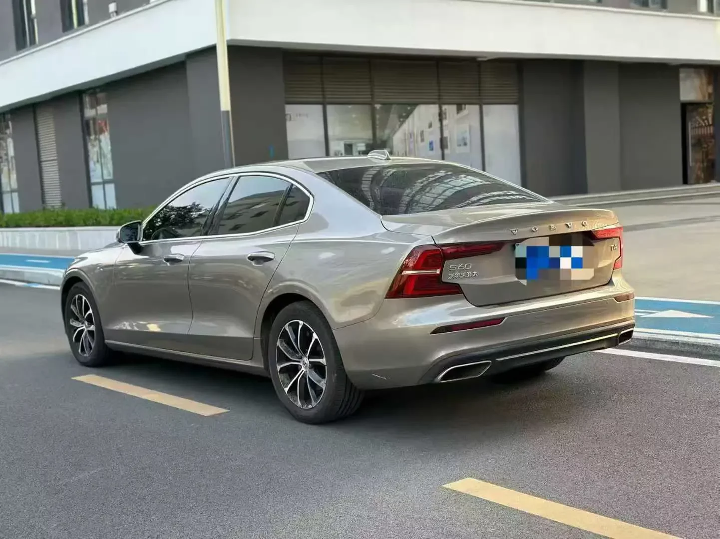 Volvo S60